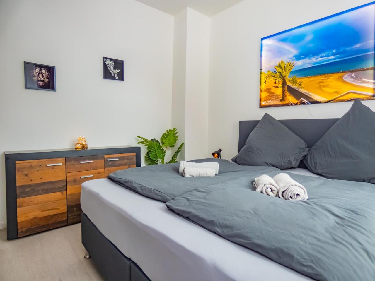 Deluxe Apartment photo 2
