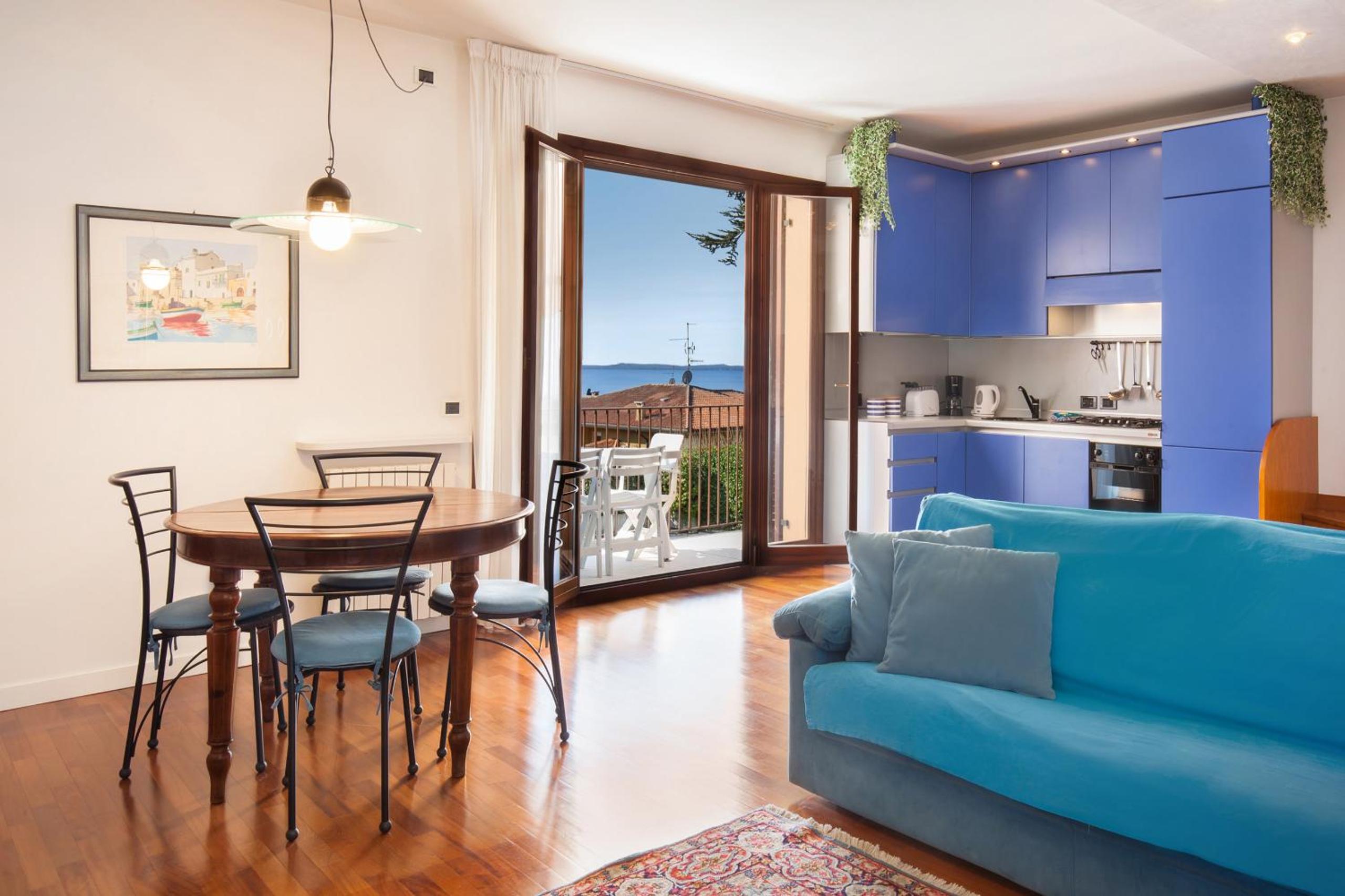 Apartment with Lake View photo 1