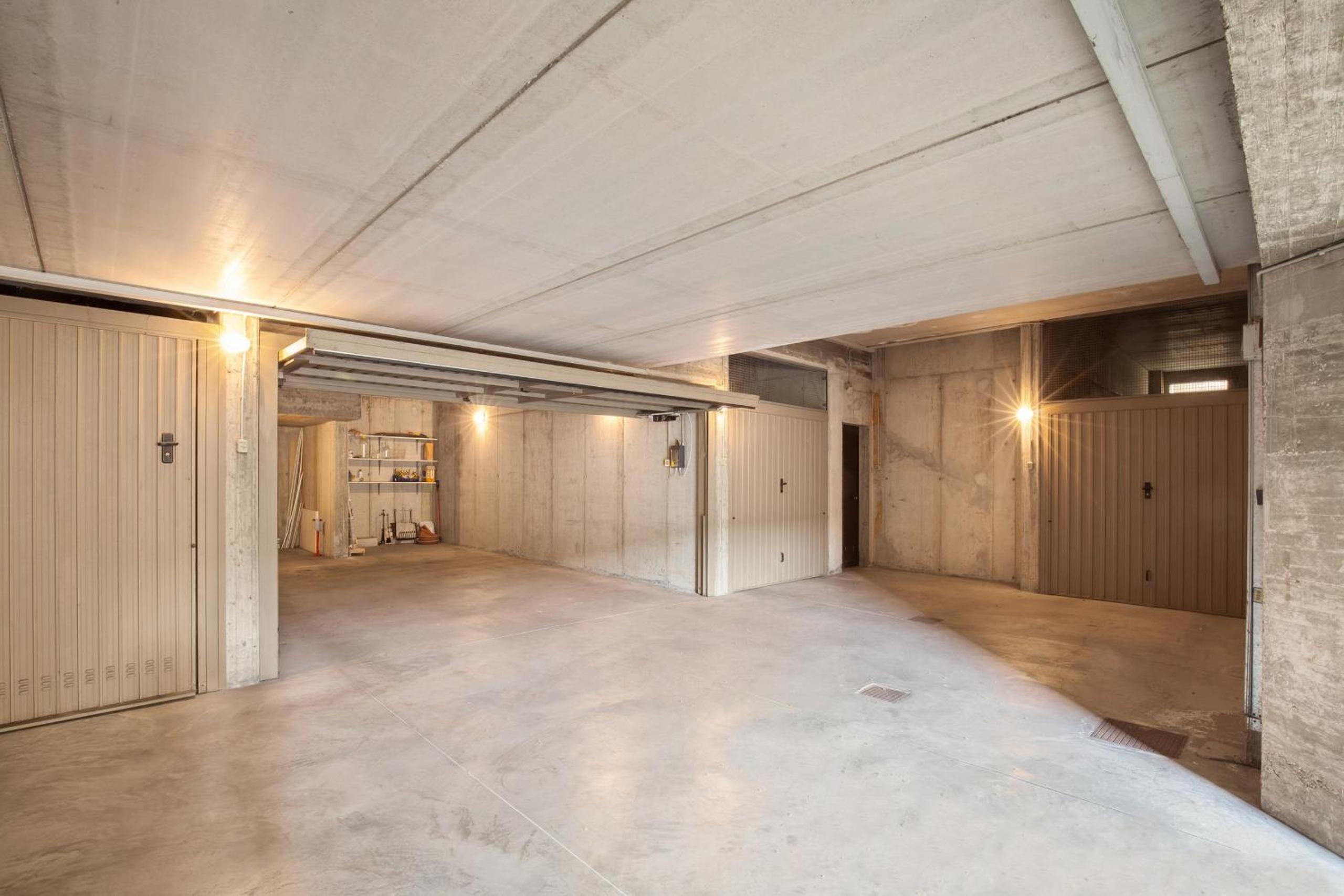 Apartment with Lake View photo 2