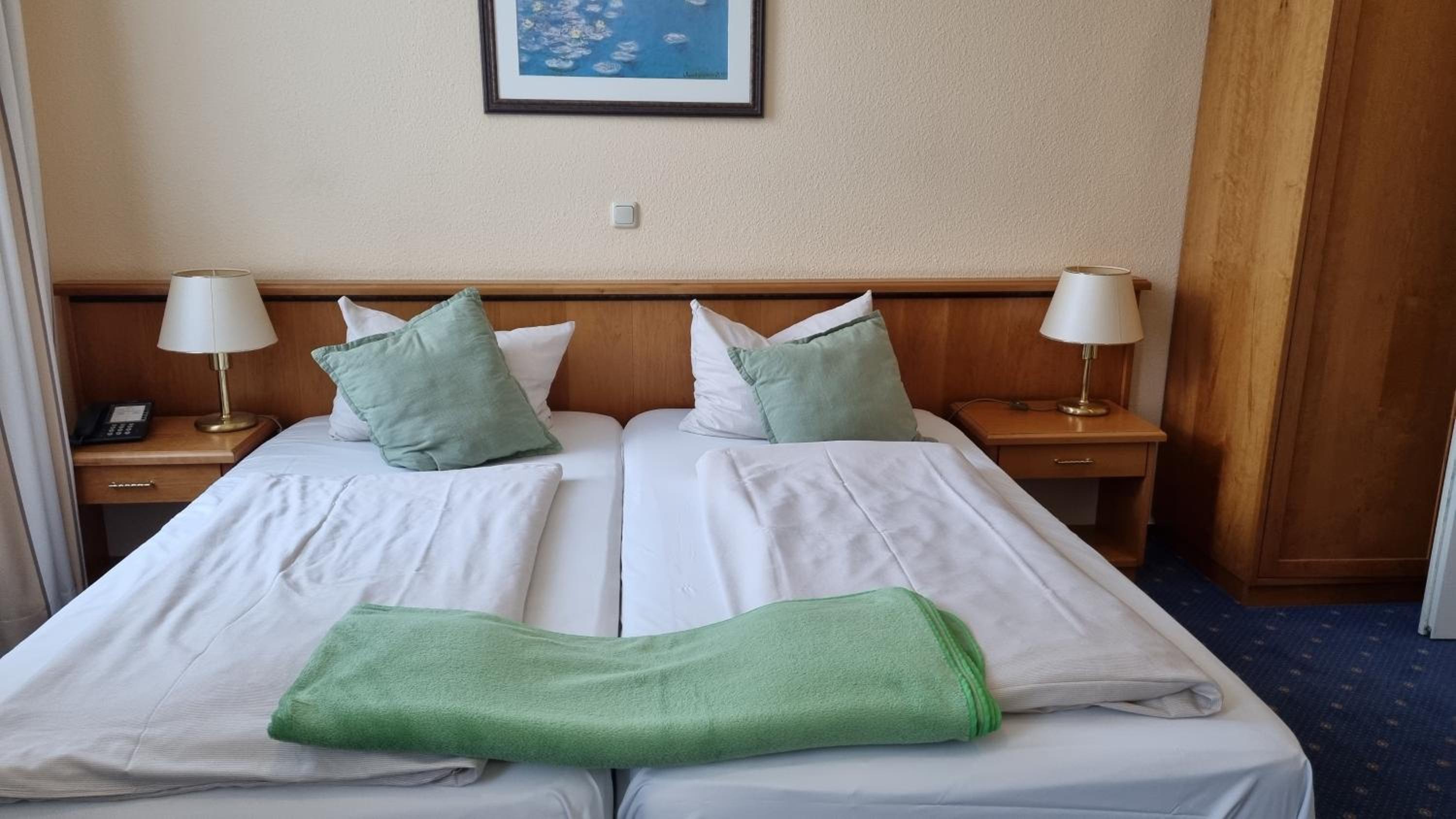 Standard Double Room - Photo 1