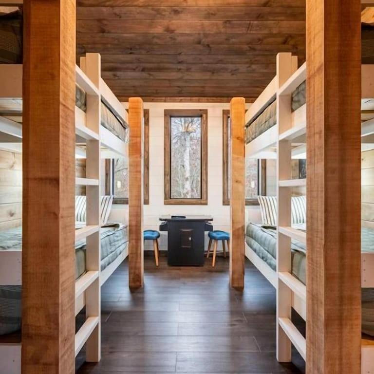 Four-Bedroom House photo 1