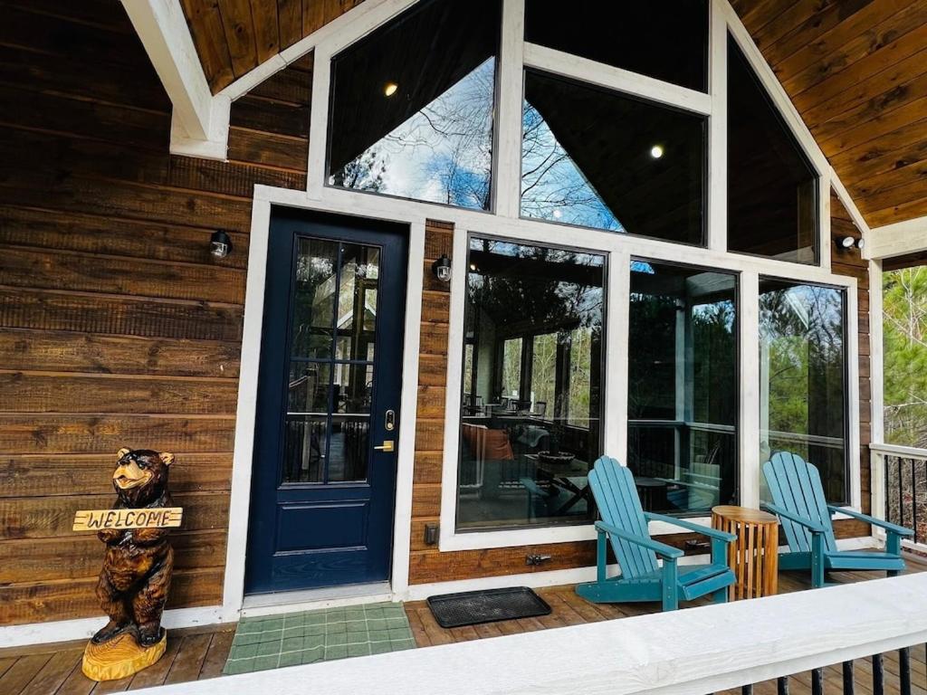 Four-Bedroom House photo 2