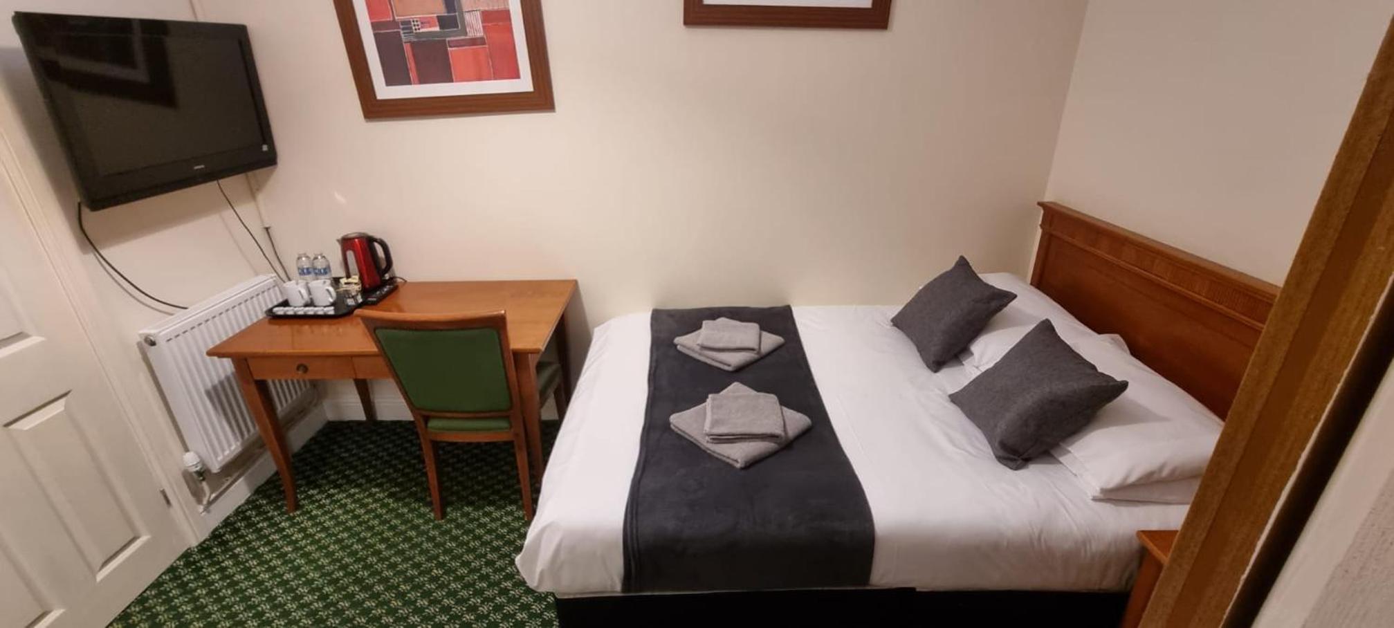Double Room - Photo 1