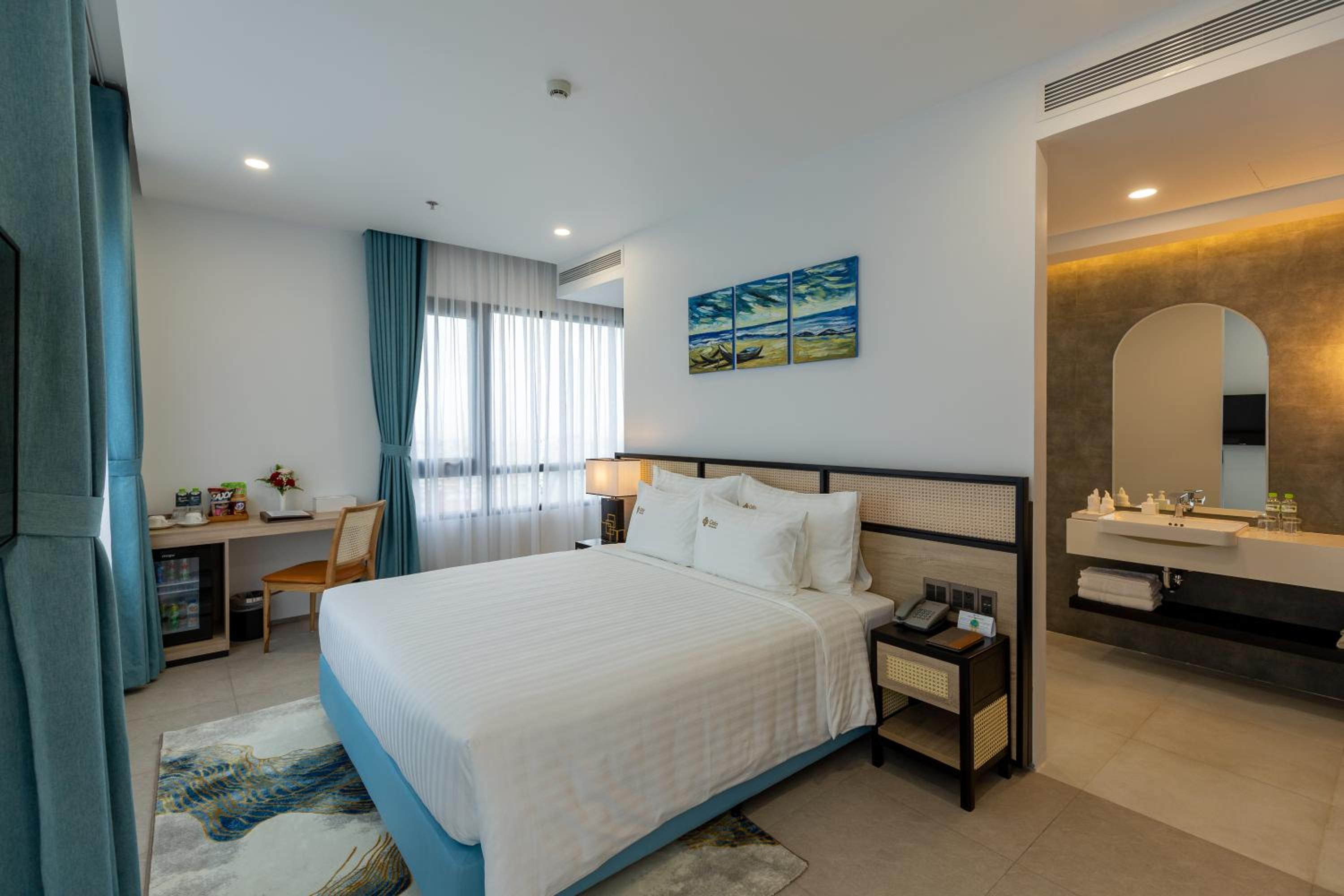 Suite with City View - Photo 1