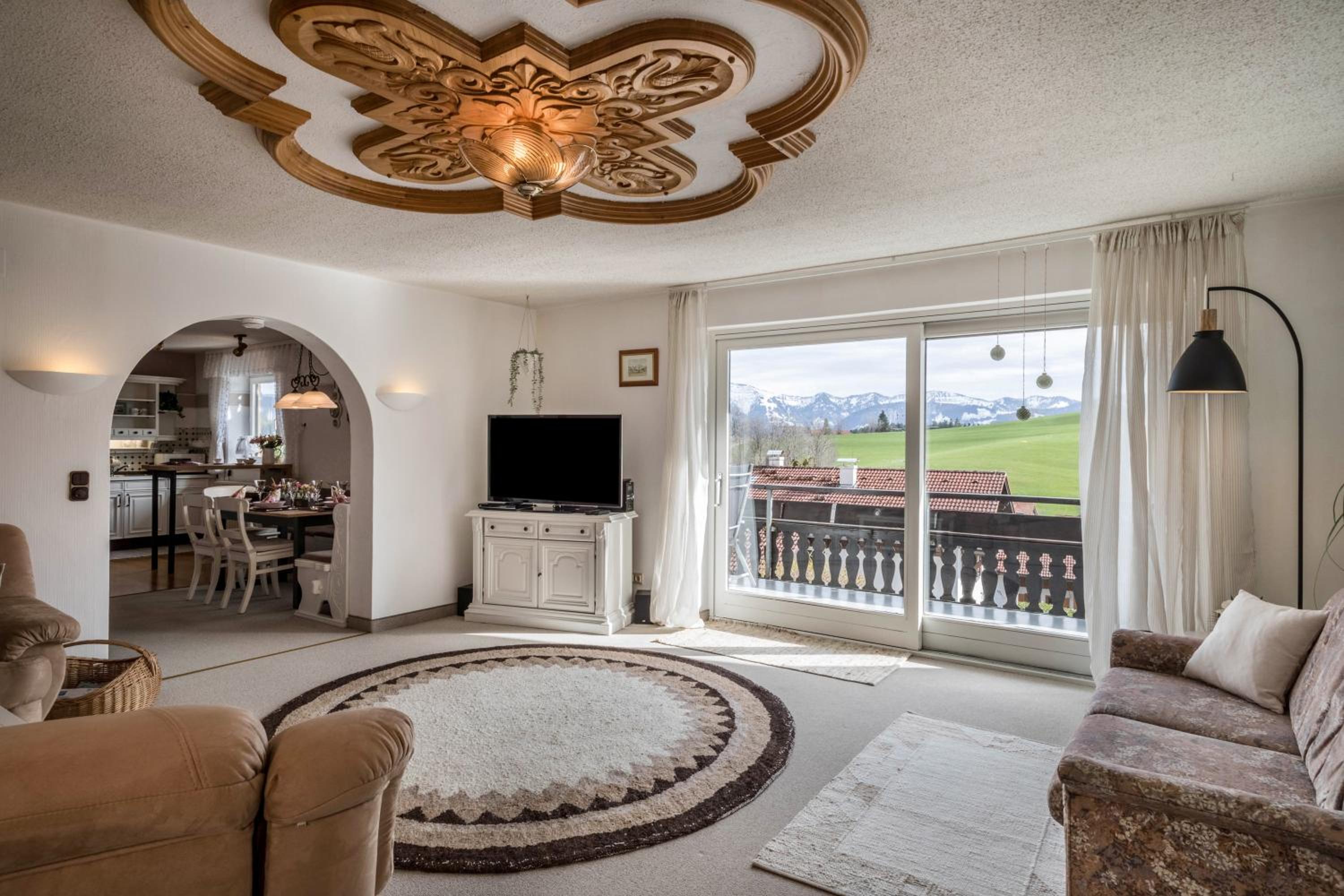 Two-Bedroom Deluxe Apartment with Garden View