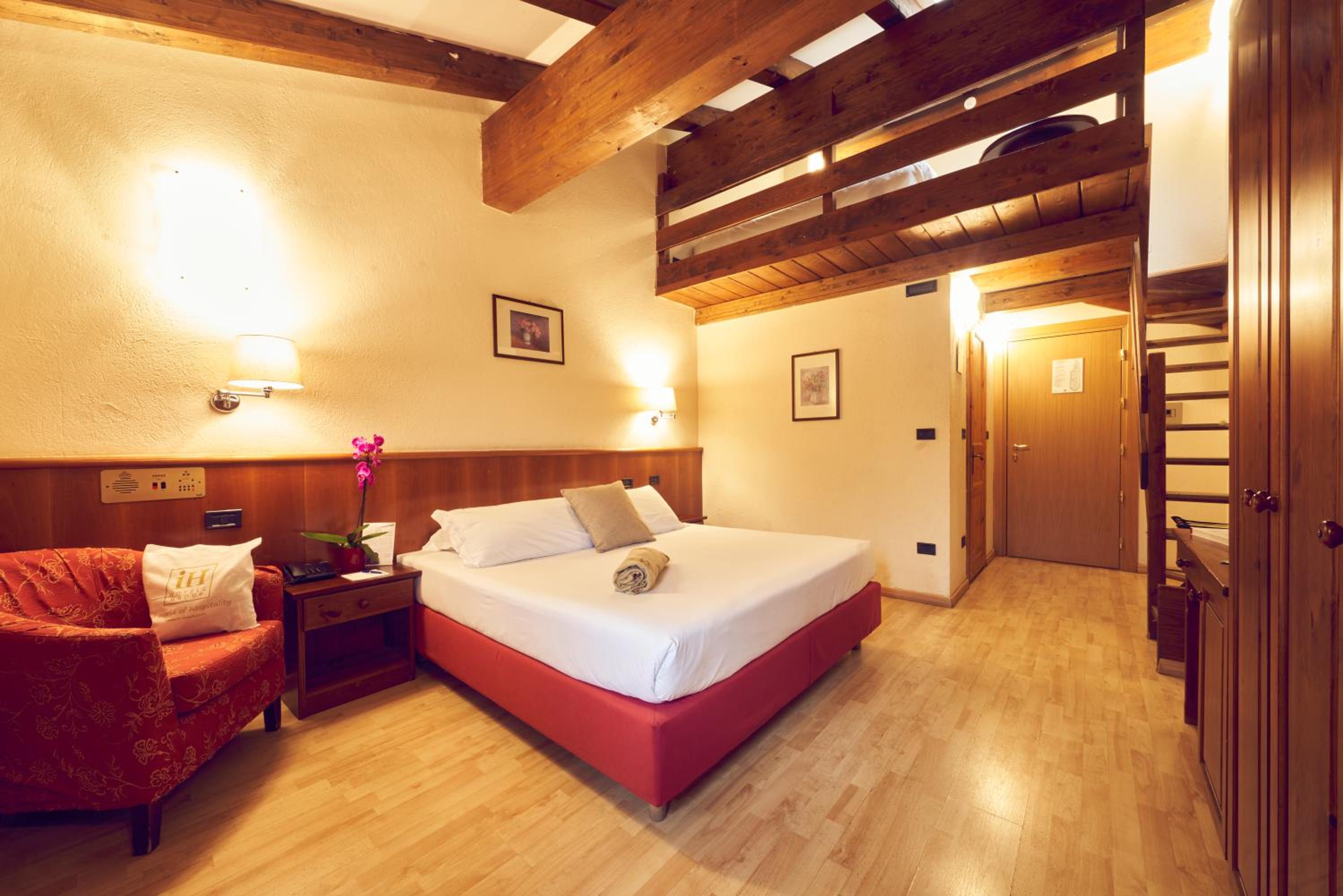 Standard Quadruple Room - Photo 1