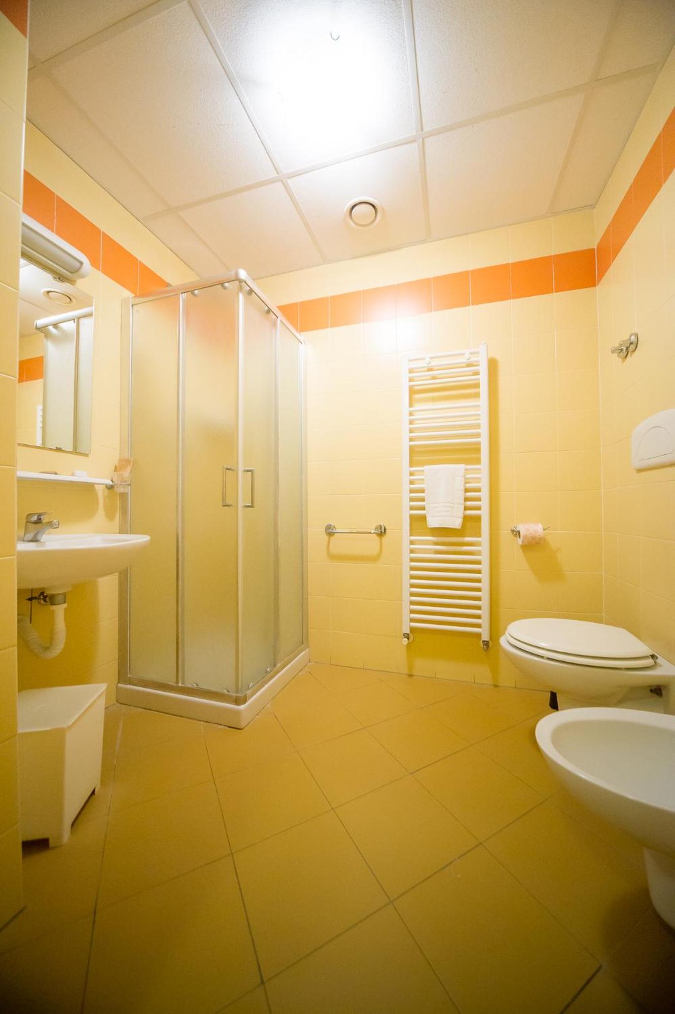 Economy Double or Twin Room - Photo 2