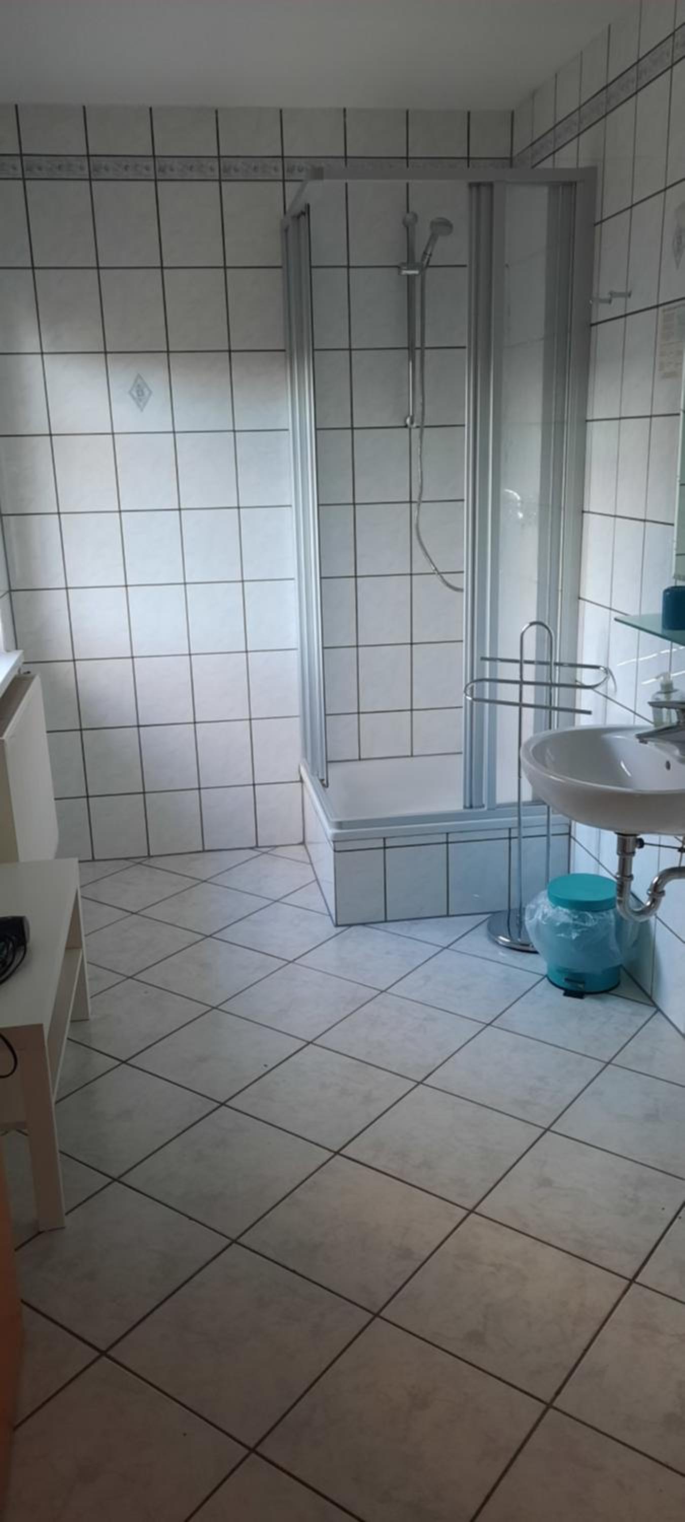 Twin Room with Bathroom photo 2