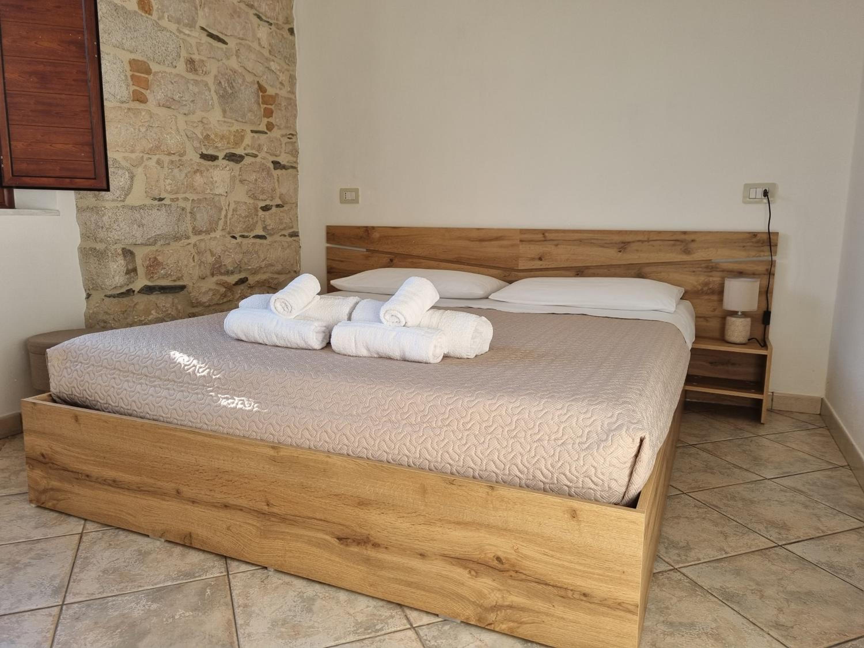 Double Room with Private Bathroom photo 1