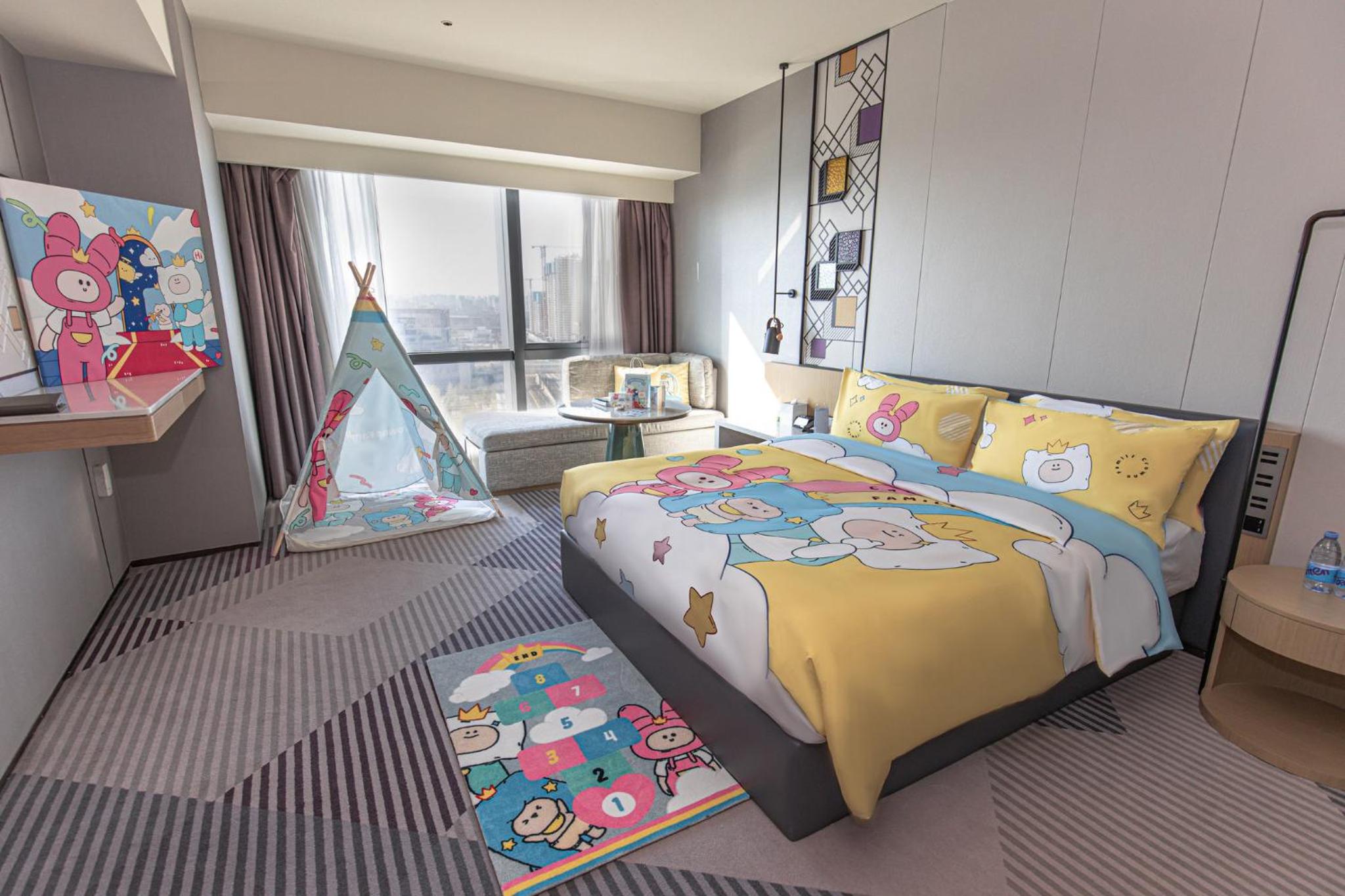 Standard King Room - Kids Theme - Photo 6