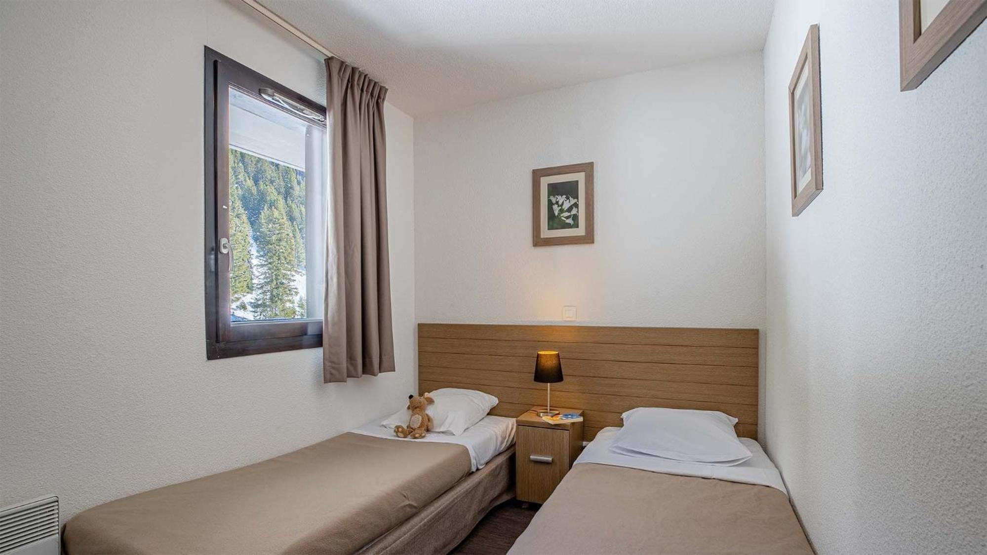 One-Bedroom Apartment (5 Adults) photo 3