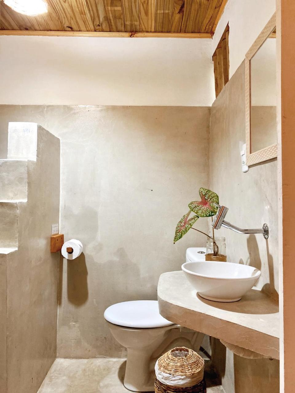 Suite with Garden View - Photo 2