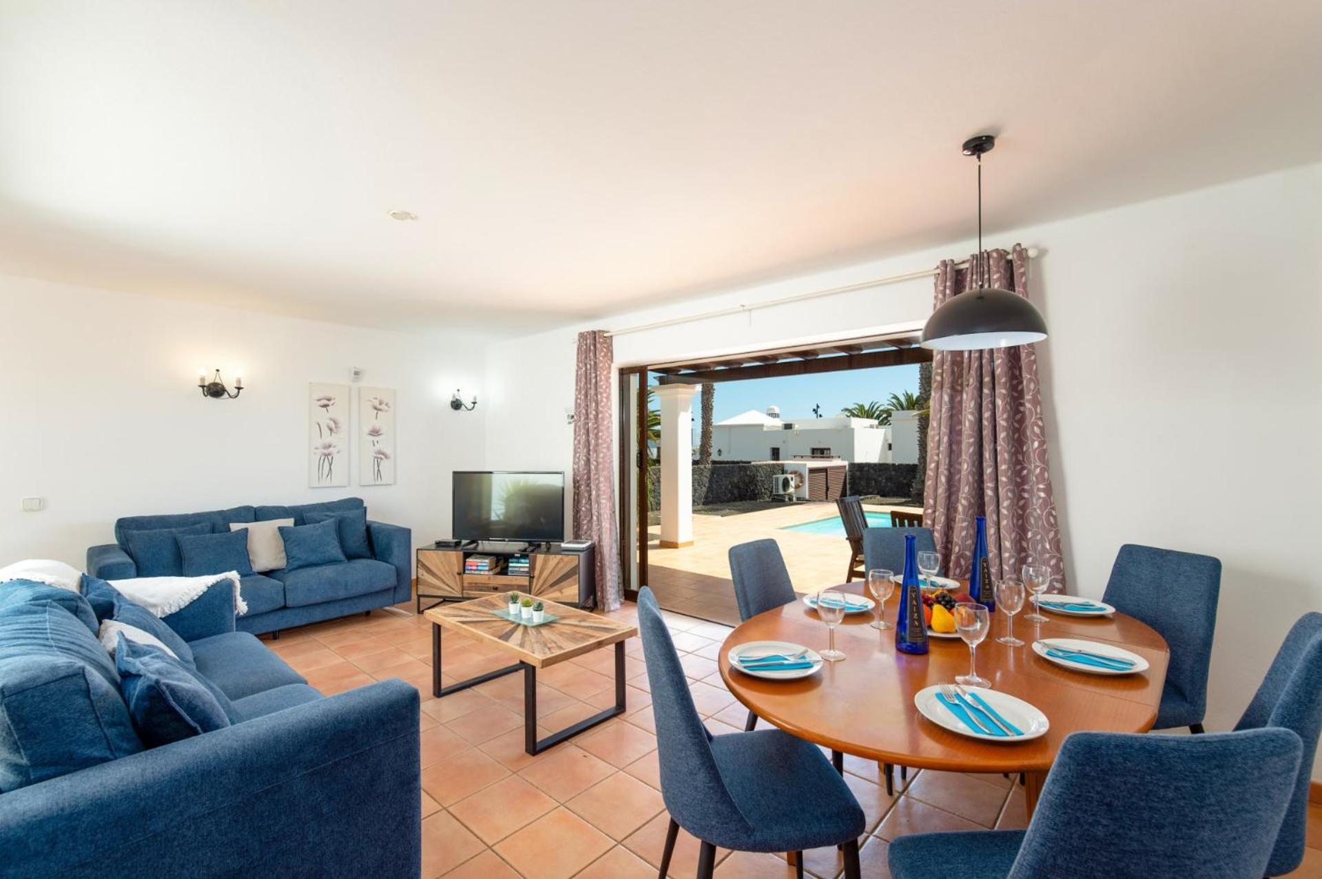 Villa de Tres Habitaciones