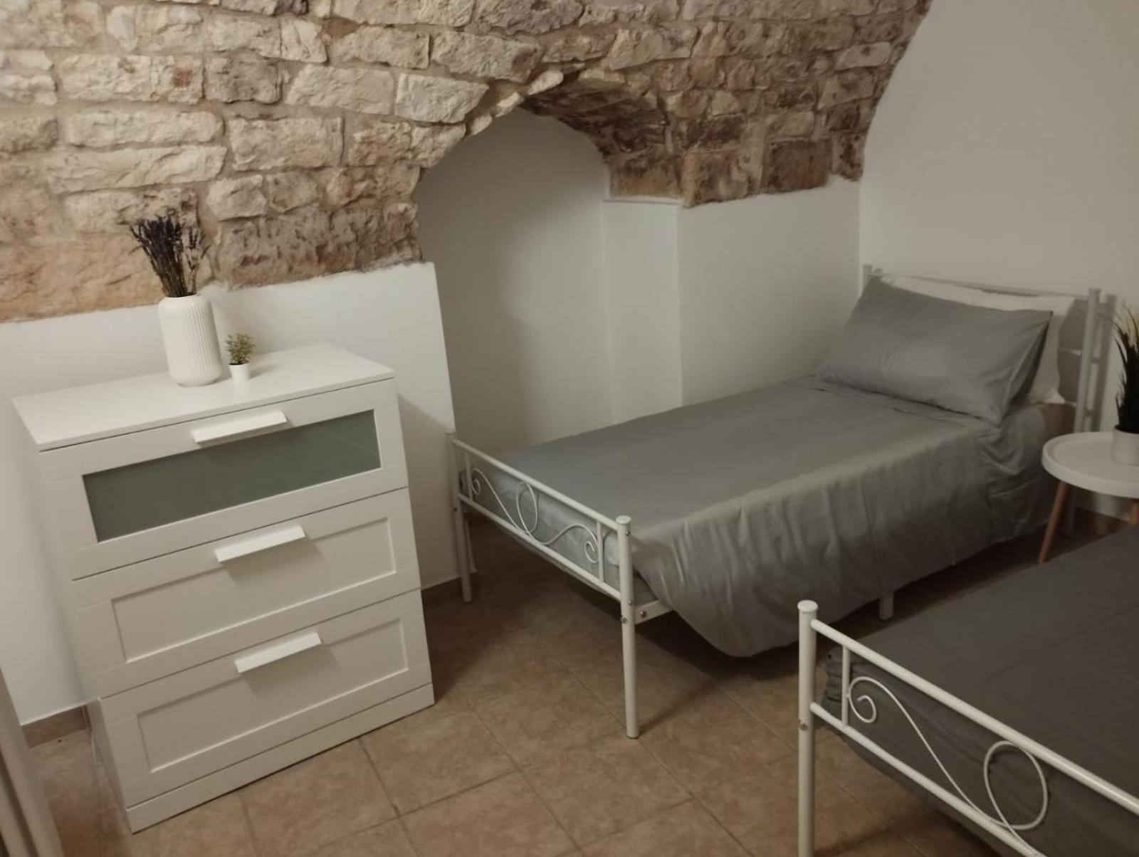 One-Bedroom House photo 2