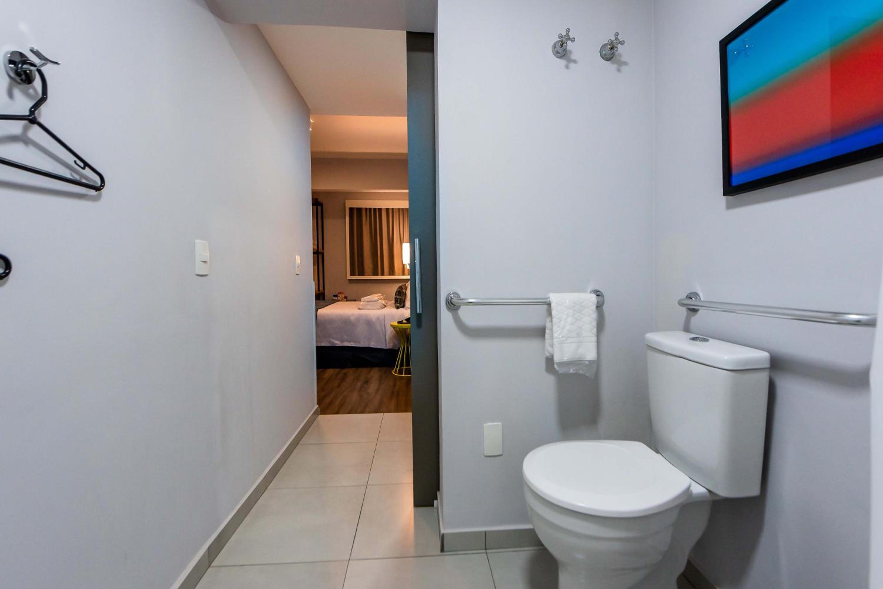 Double Room - Disability Access thumbnail 6
