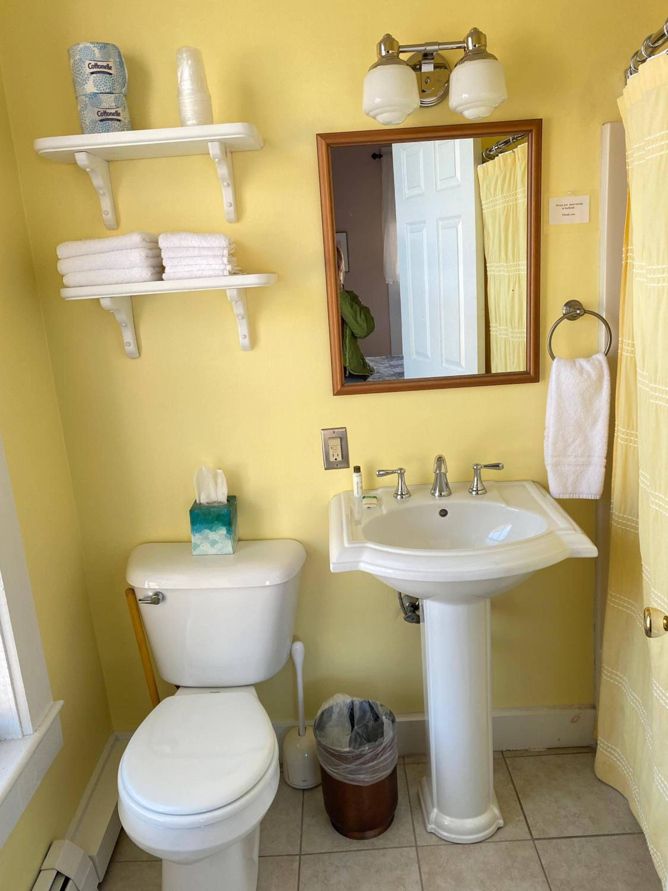 Queen Suite photo 2