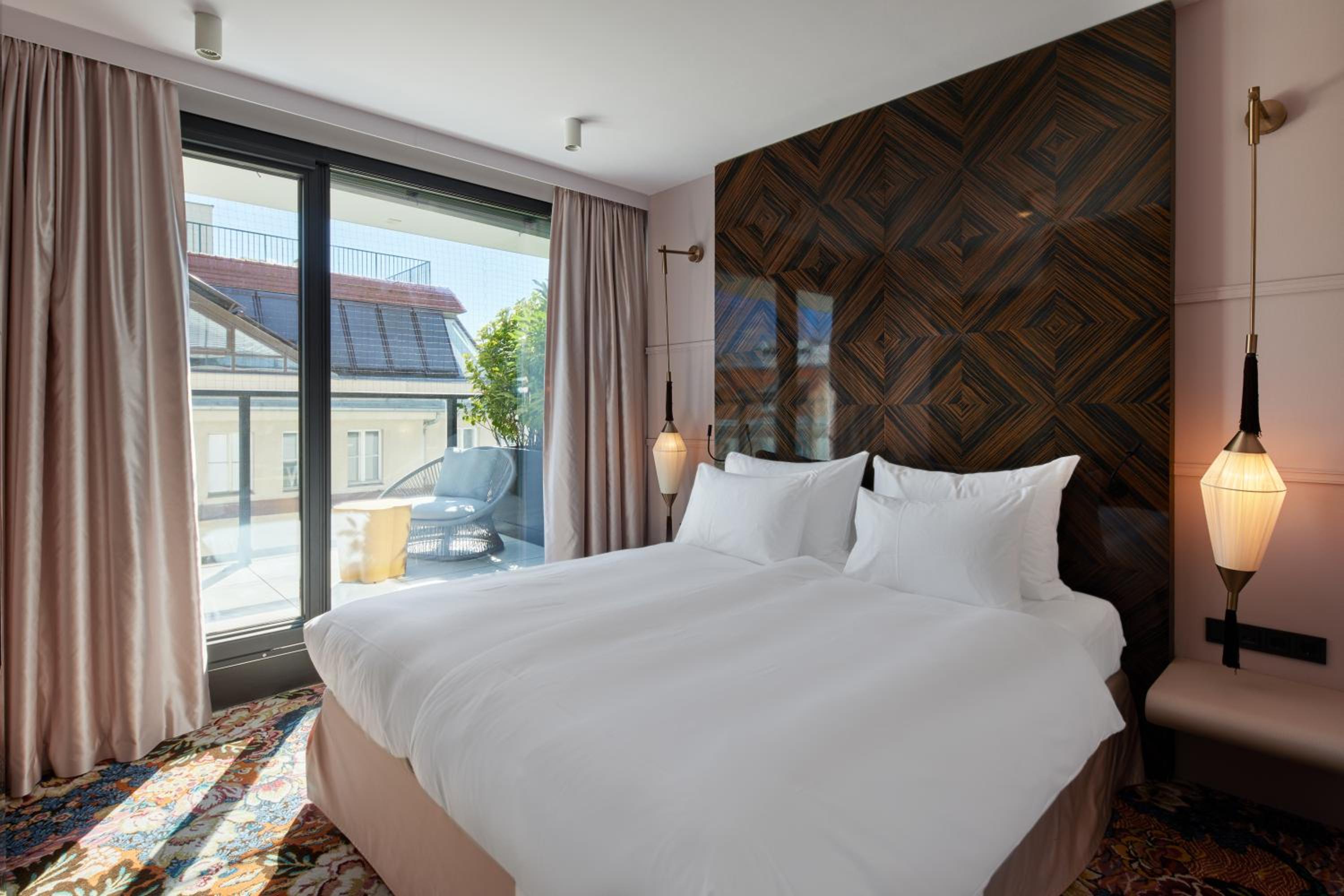 Signature Suite Lamee - Photo 1