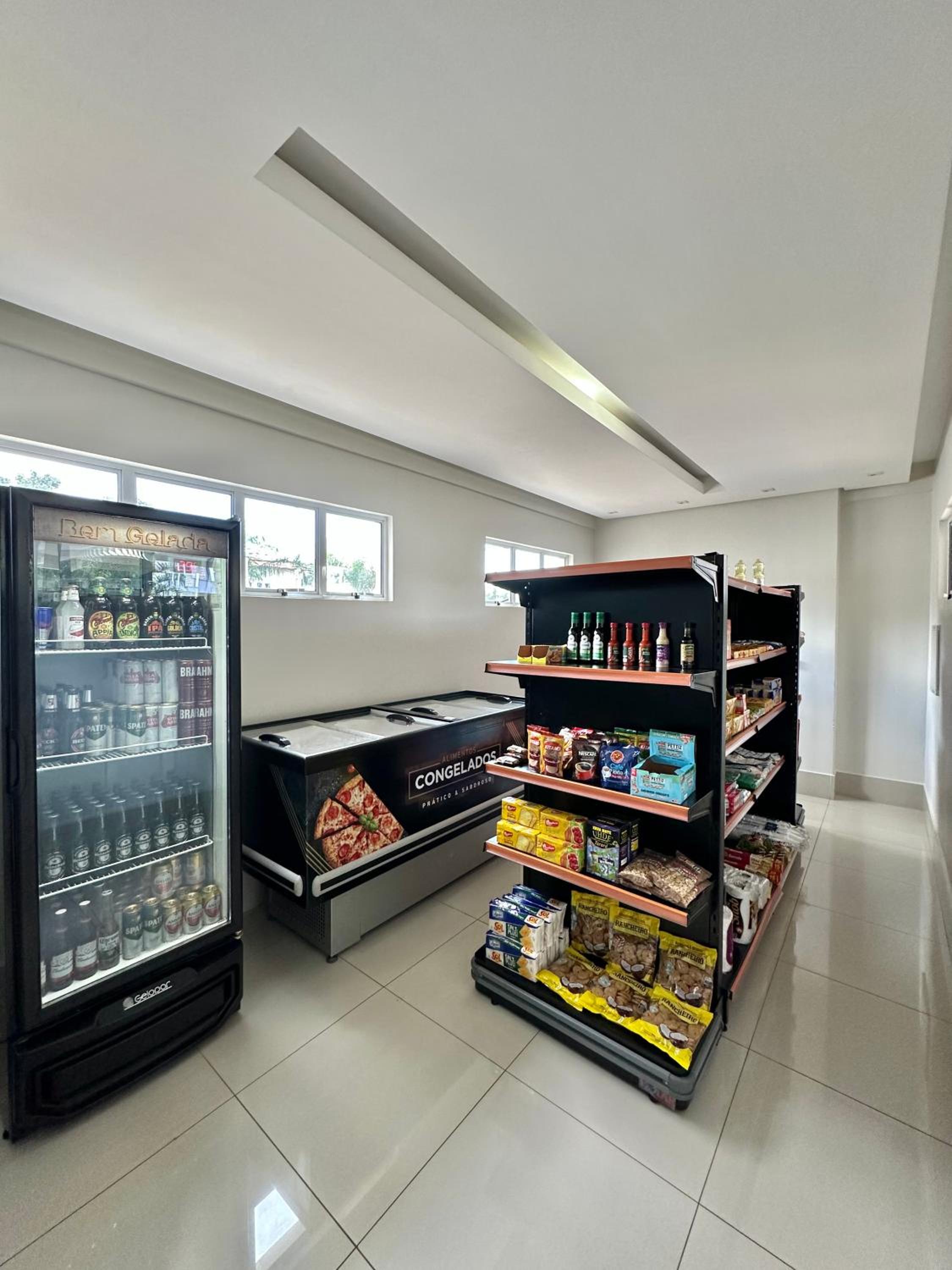 Studio Apartment - Photo 37