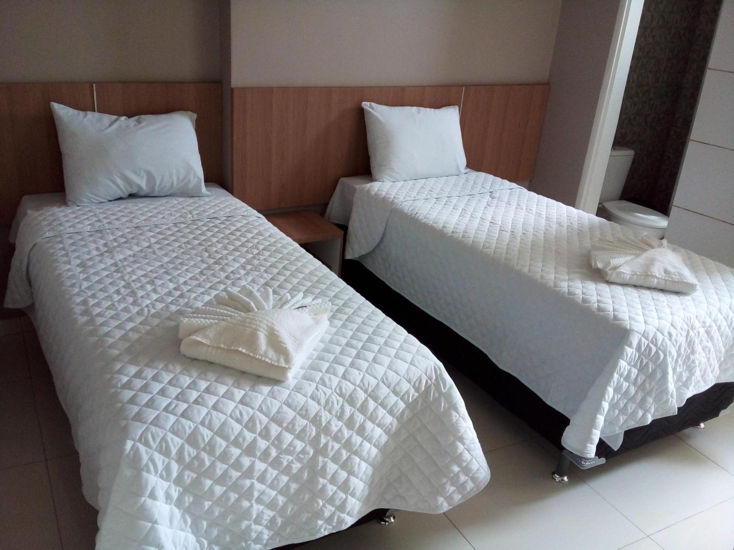 Double Room With Private Bathroom photo 3