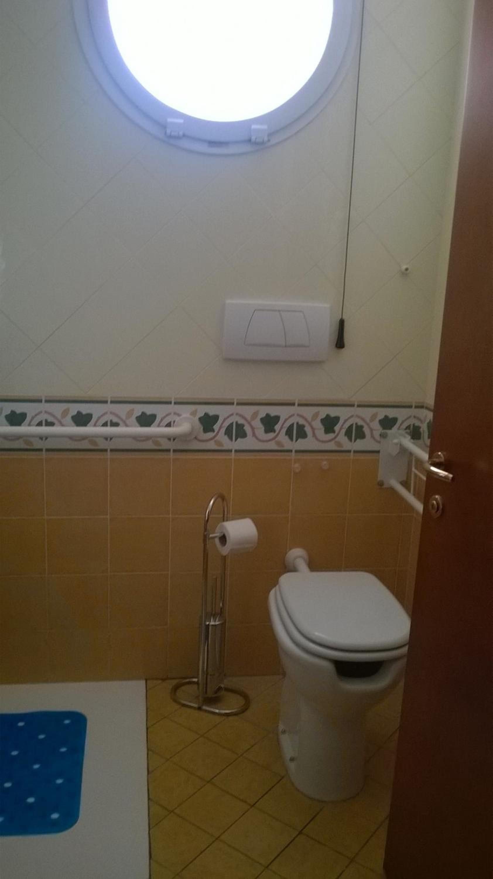 Double or Twin Room - Photo 2