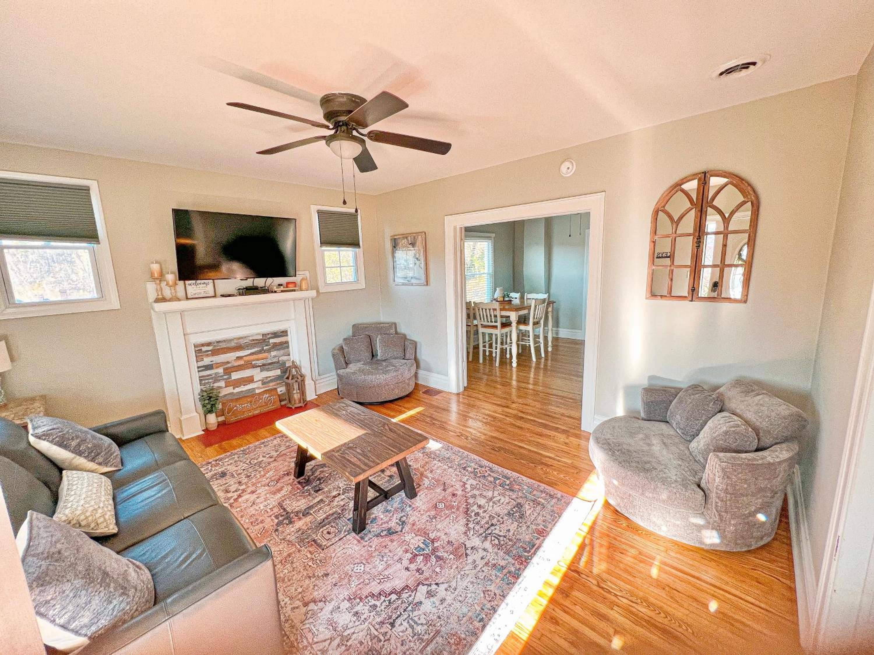 Three-Bedroom House photo 1