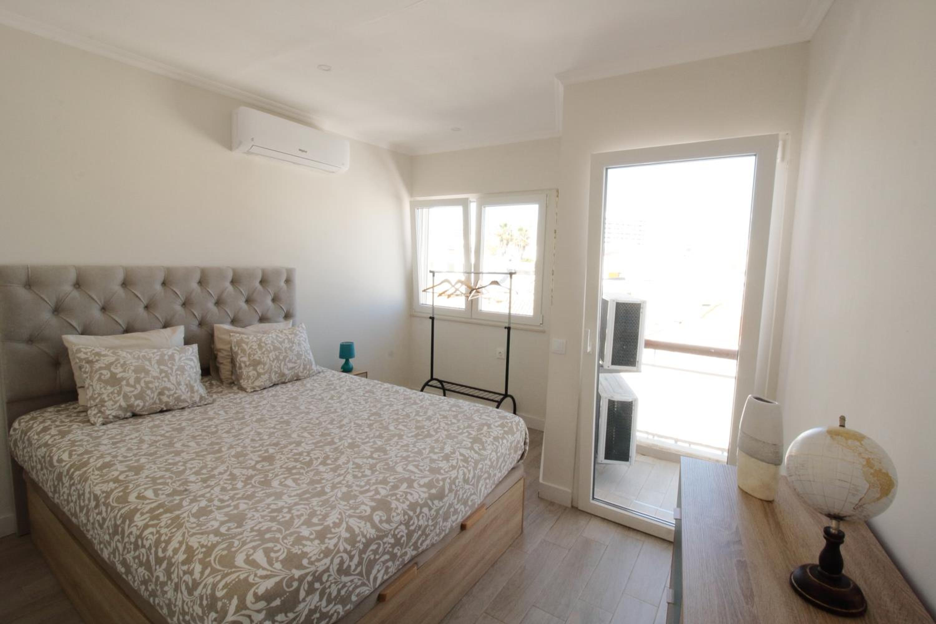 One-Bedroom Apartment - Photo 27