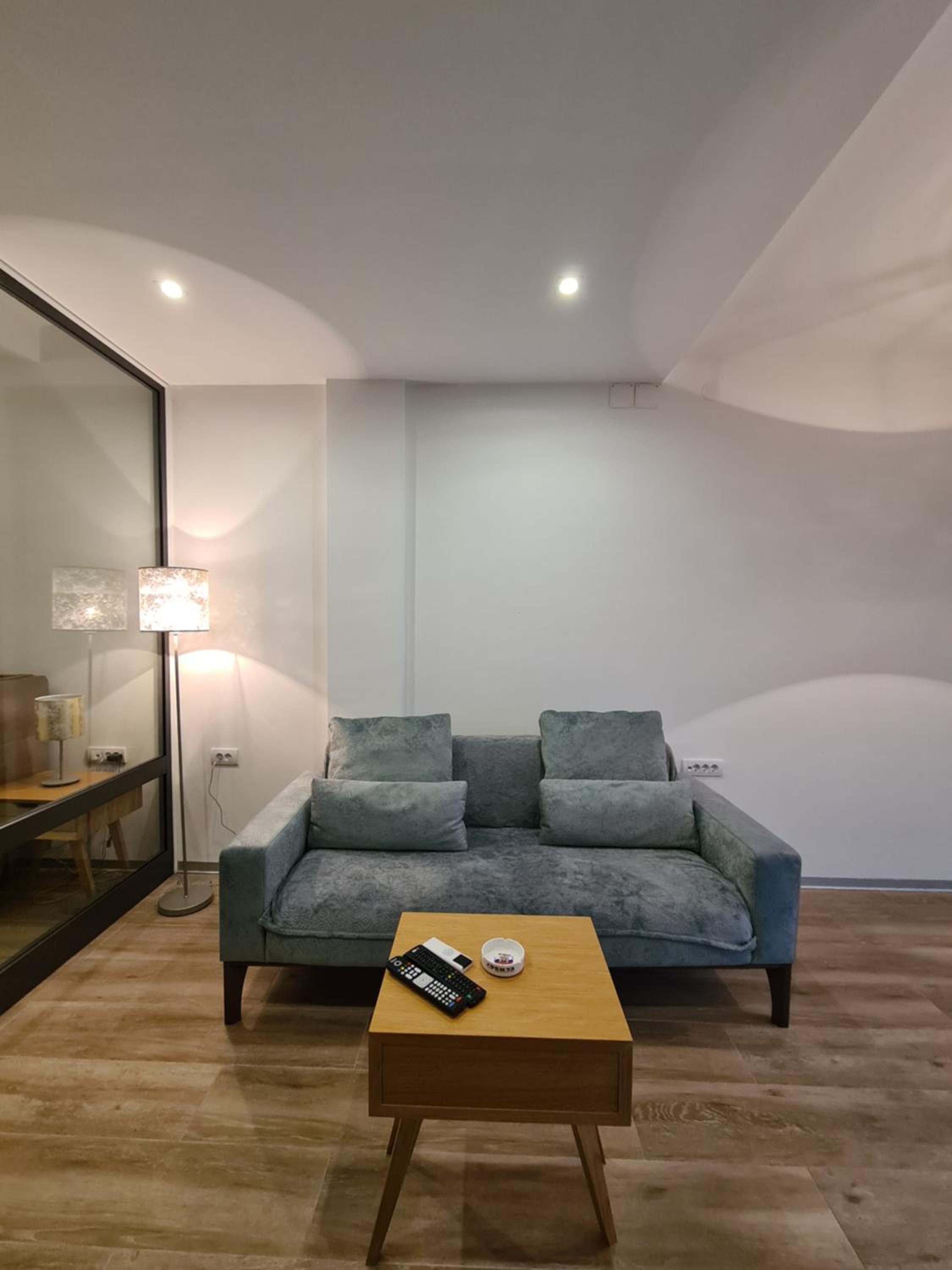 Studio Apartment photo 2