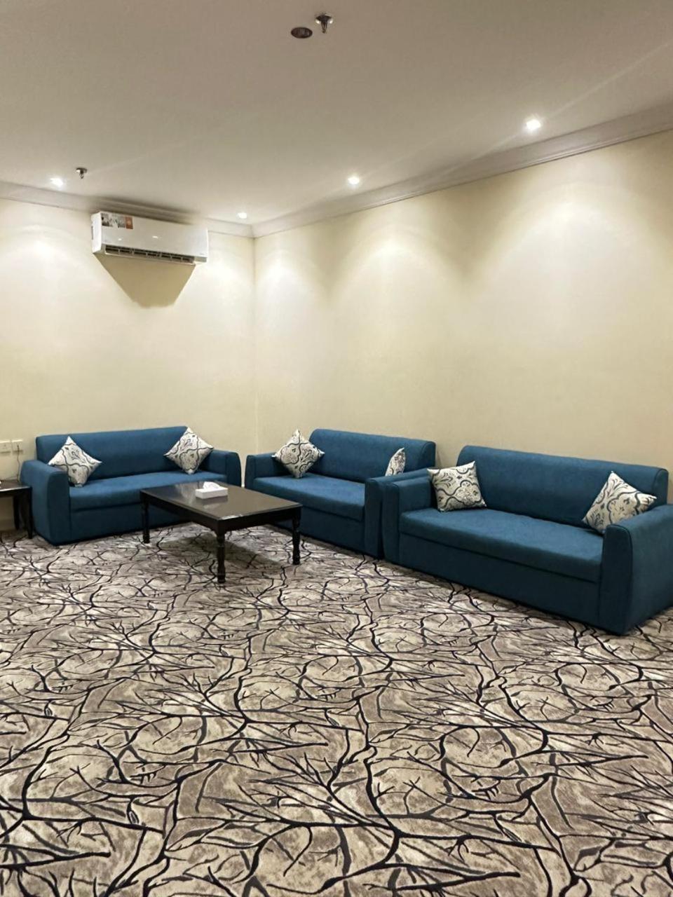 One-Bedroom Suite photo 2