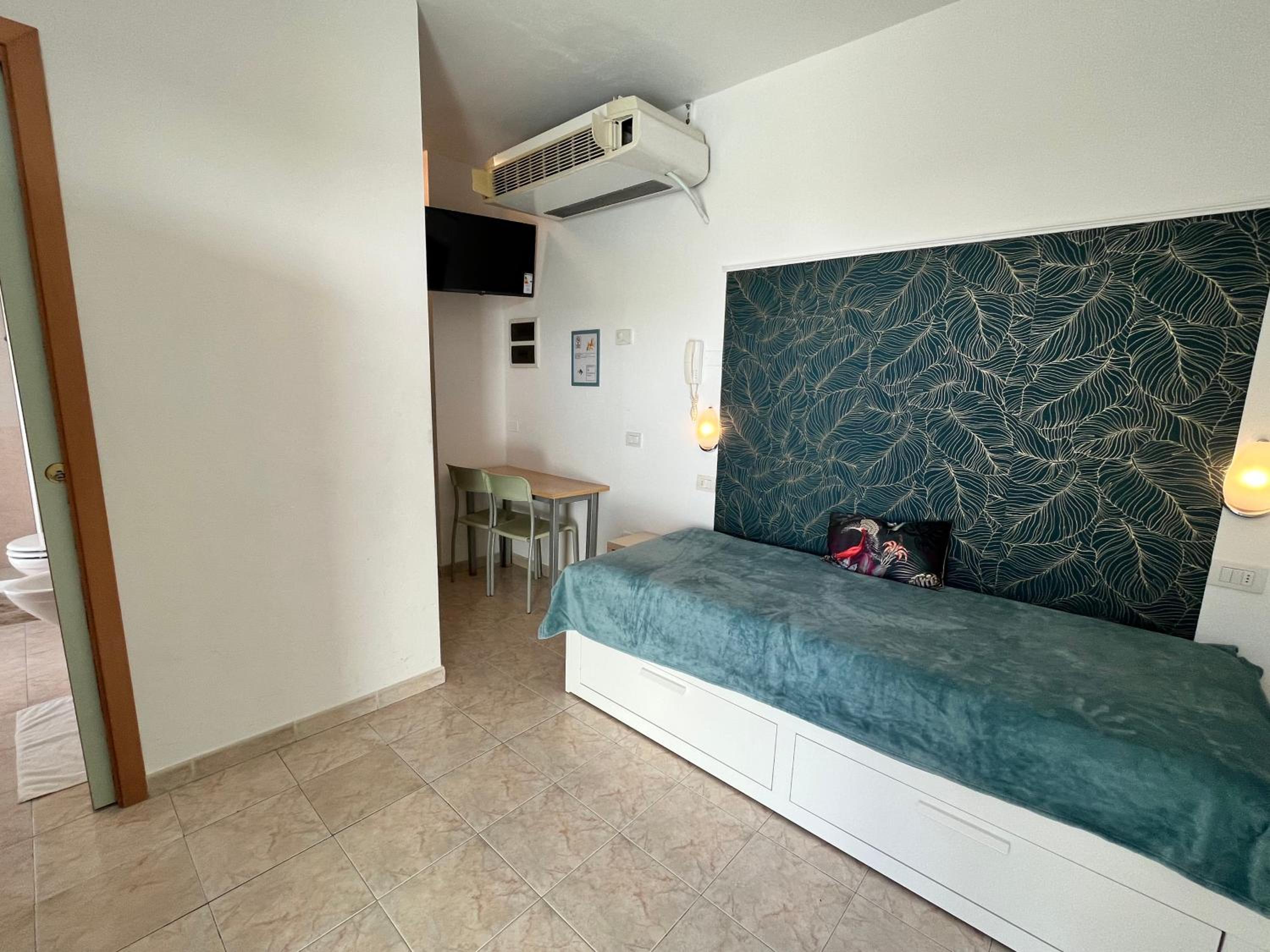 Studio with Sea View - Photo 13