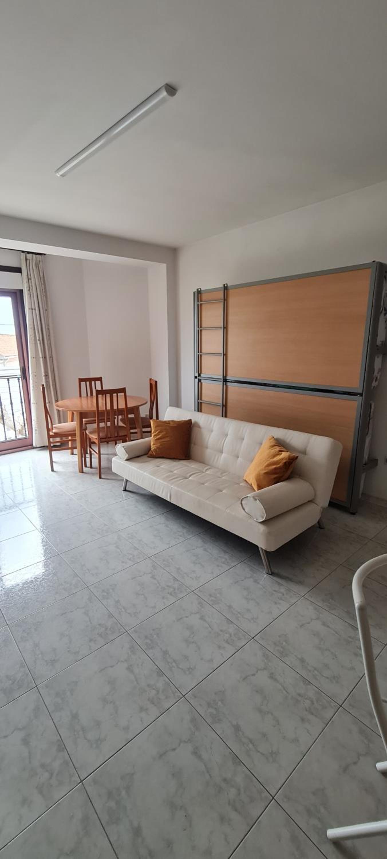 Apartamento con Terraza