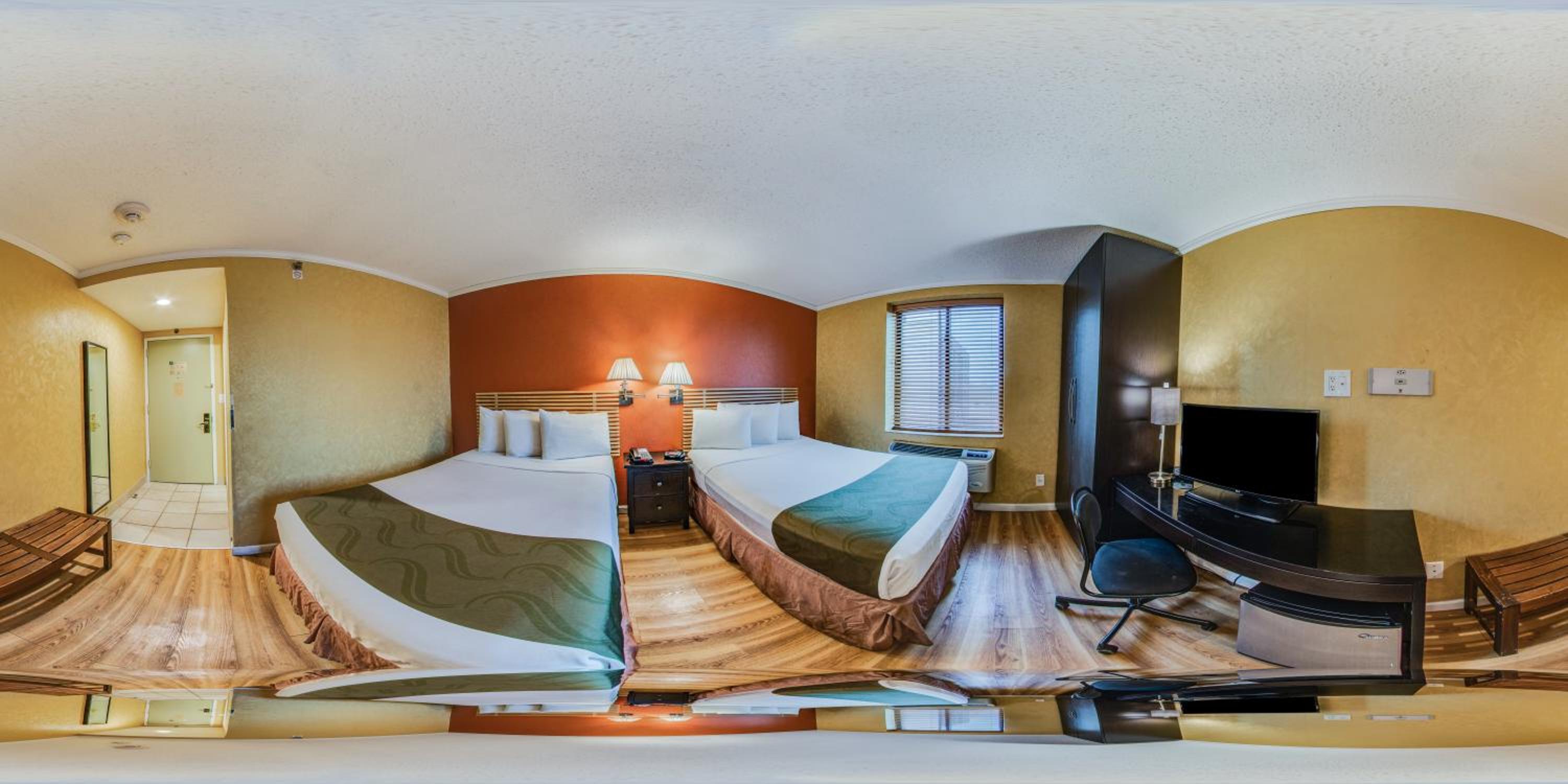 Standard Queen Room with Two Queen Beds - Non-Smoking - Photo 1