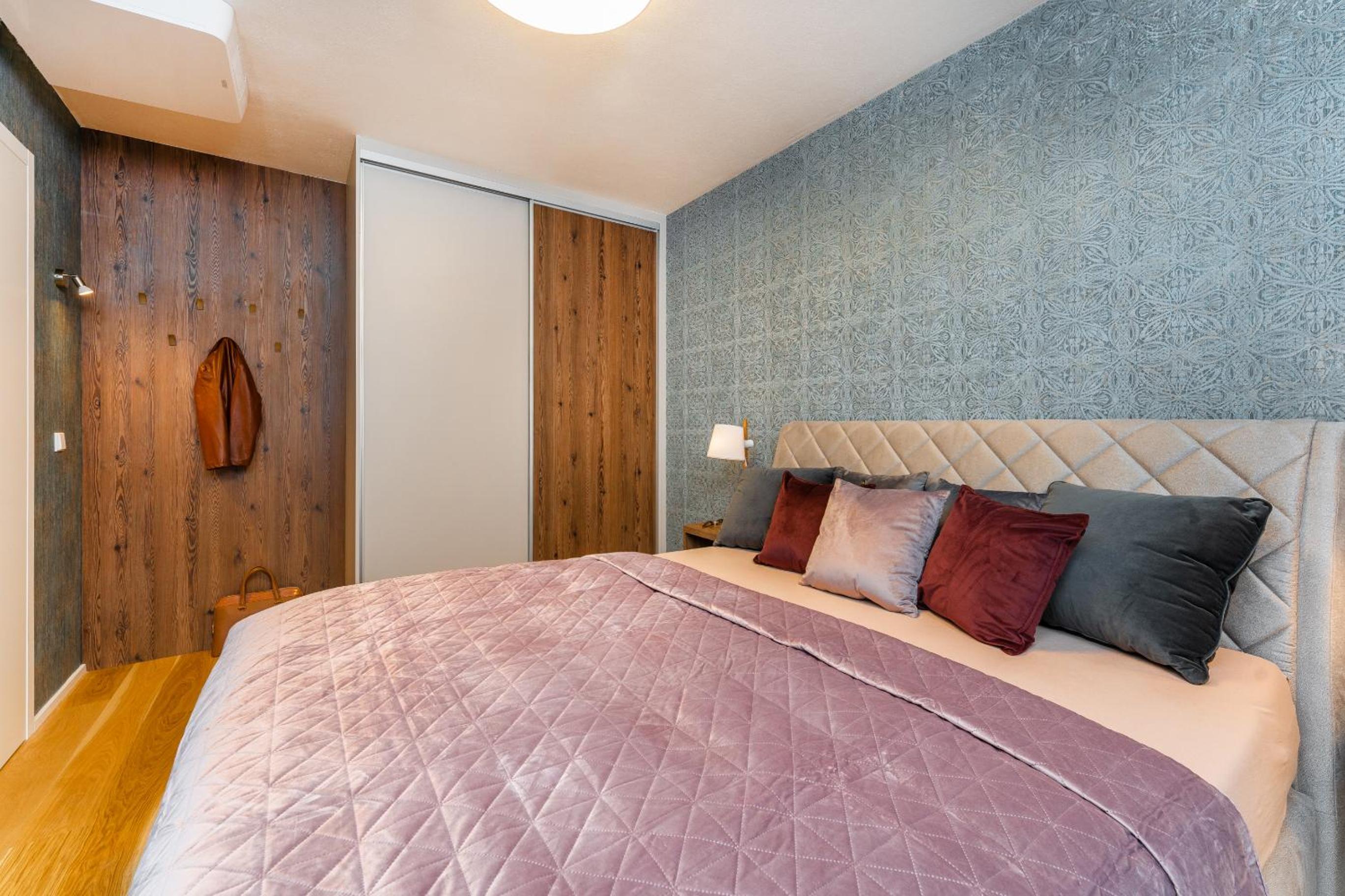 Two-Bedroom Apartment - Photo 36