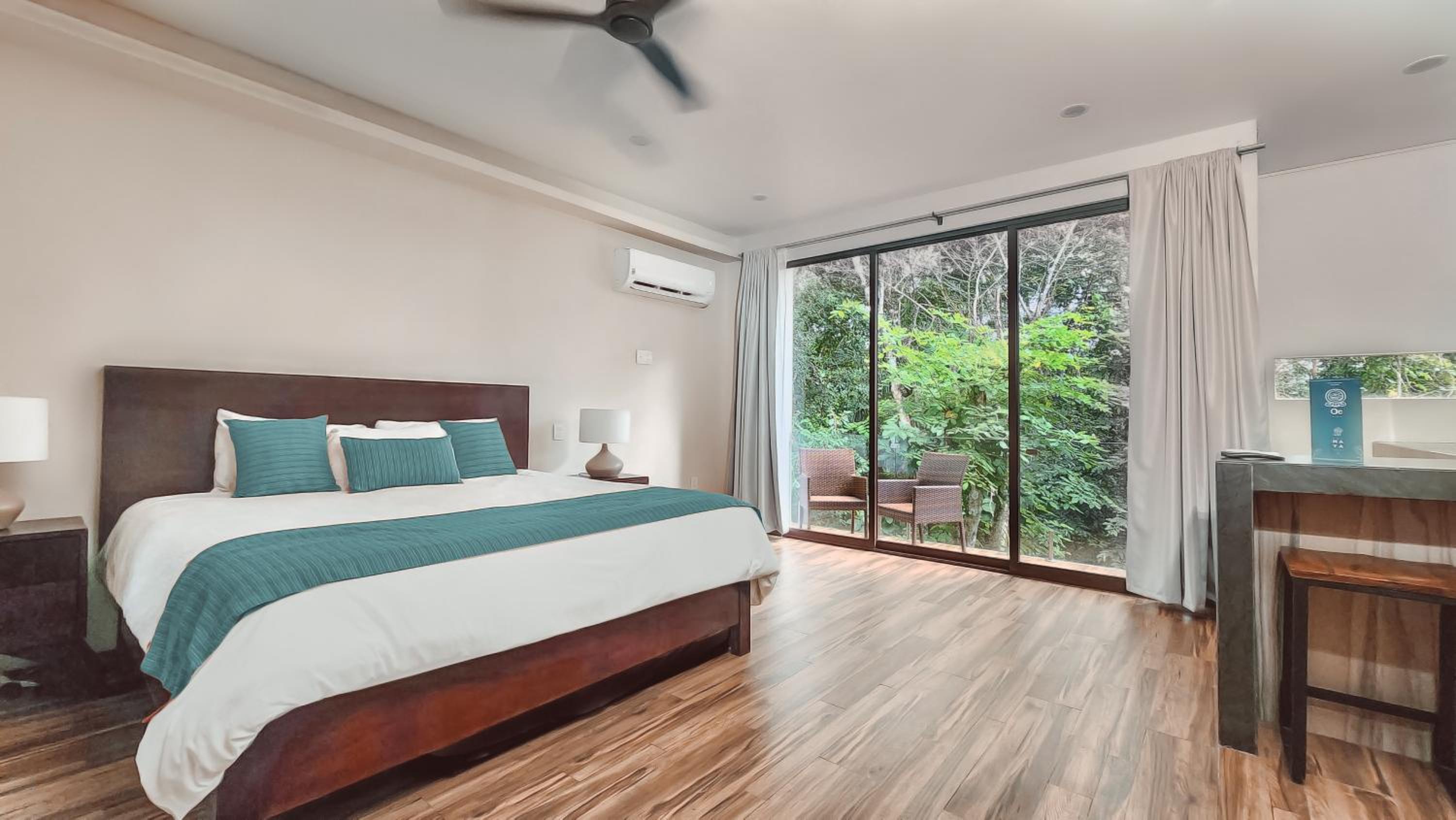 Suite with Jungle View - Photo 1