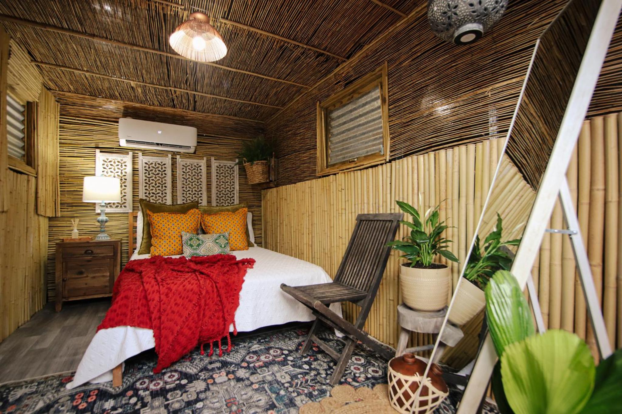 Deluxe Junior Suite photo 3