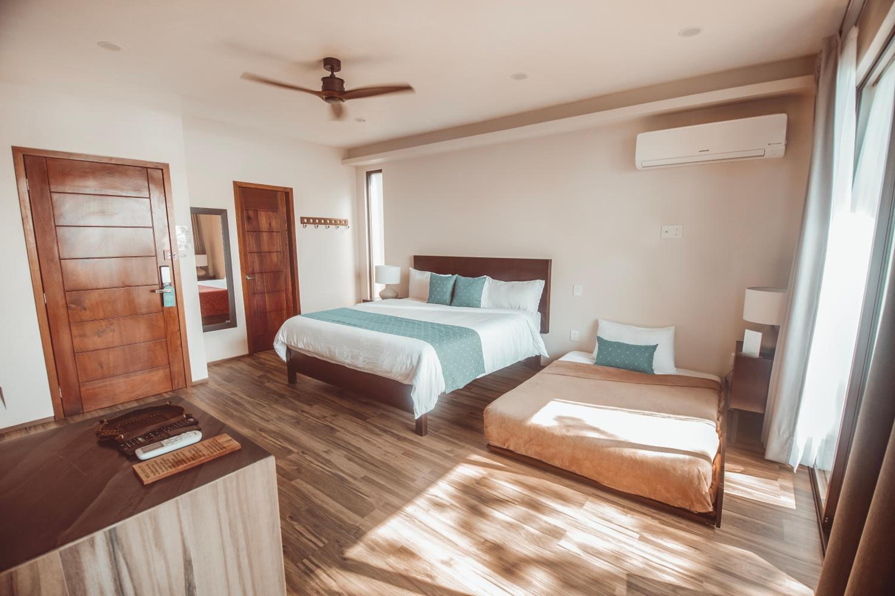 Suite with Jungle View - Photo 6