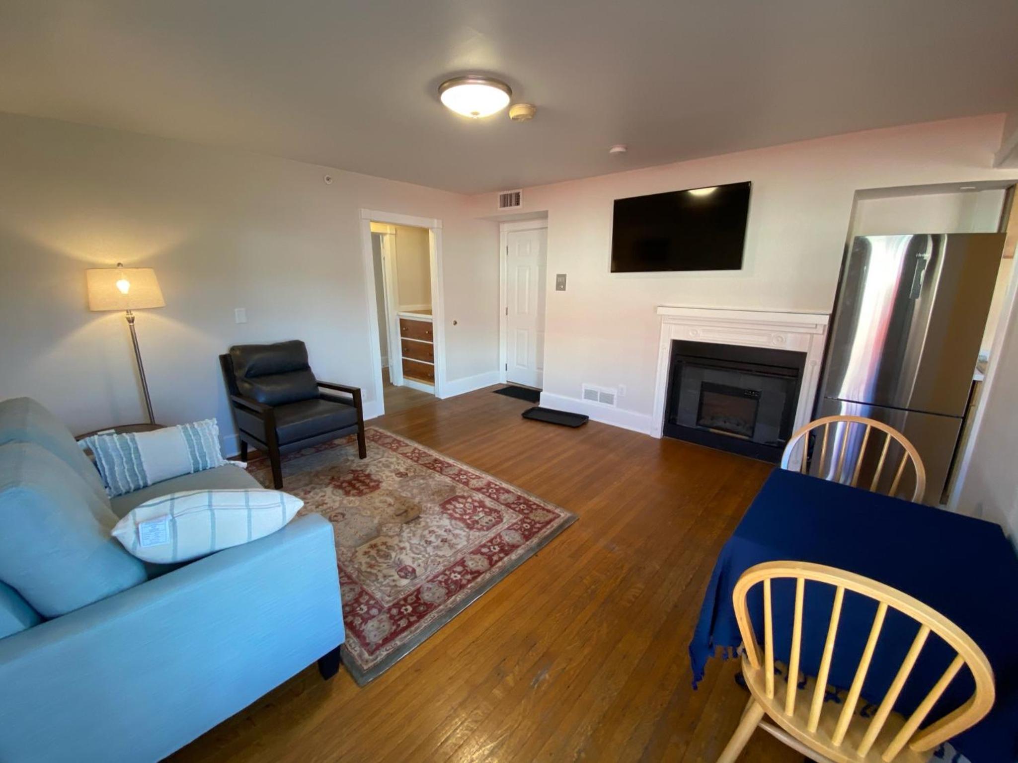 Deluxe Apartment - Photo 16