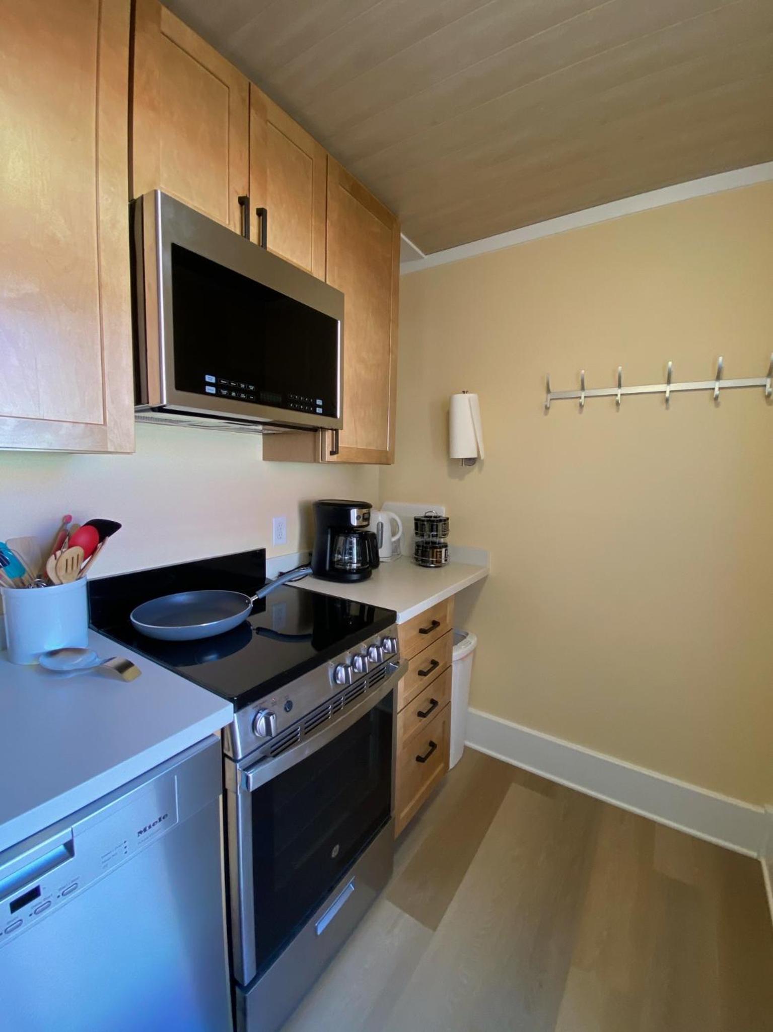 Deluxe Apartment - Photo 2