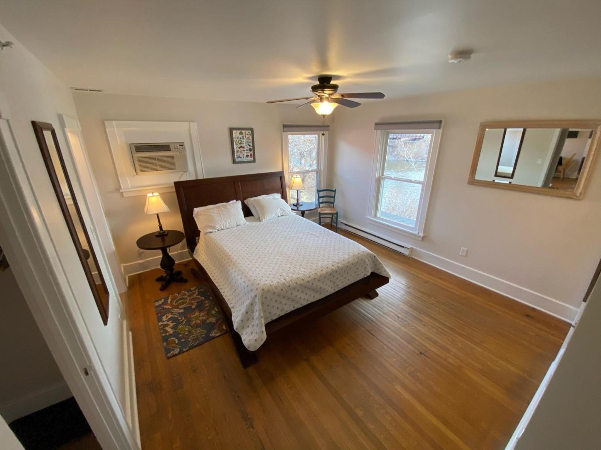 Deluxe Apartment - Photo 1