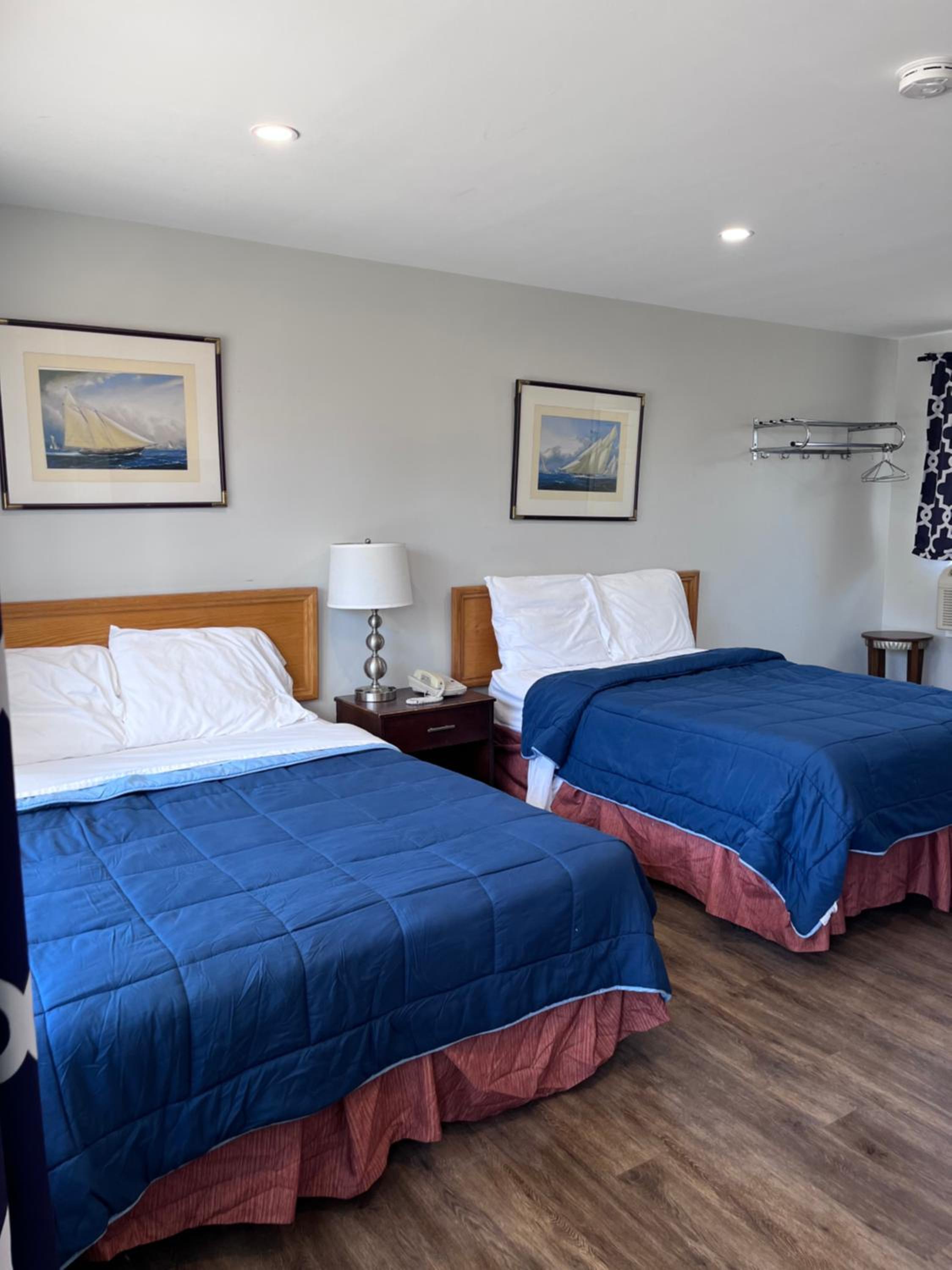 Double Room with Two Double Beds - Non-Smoking photo 1