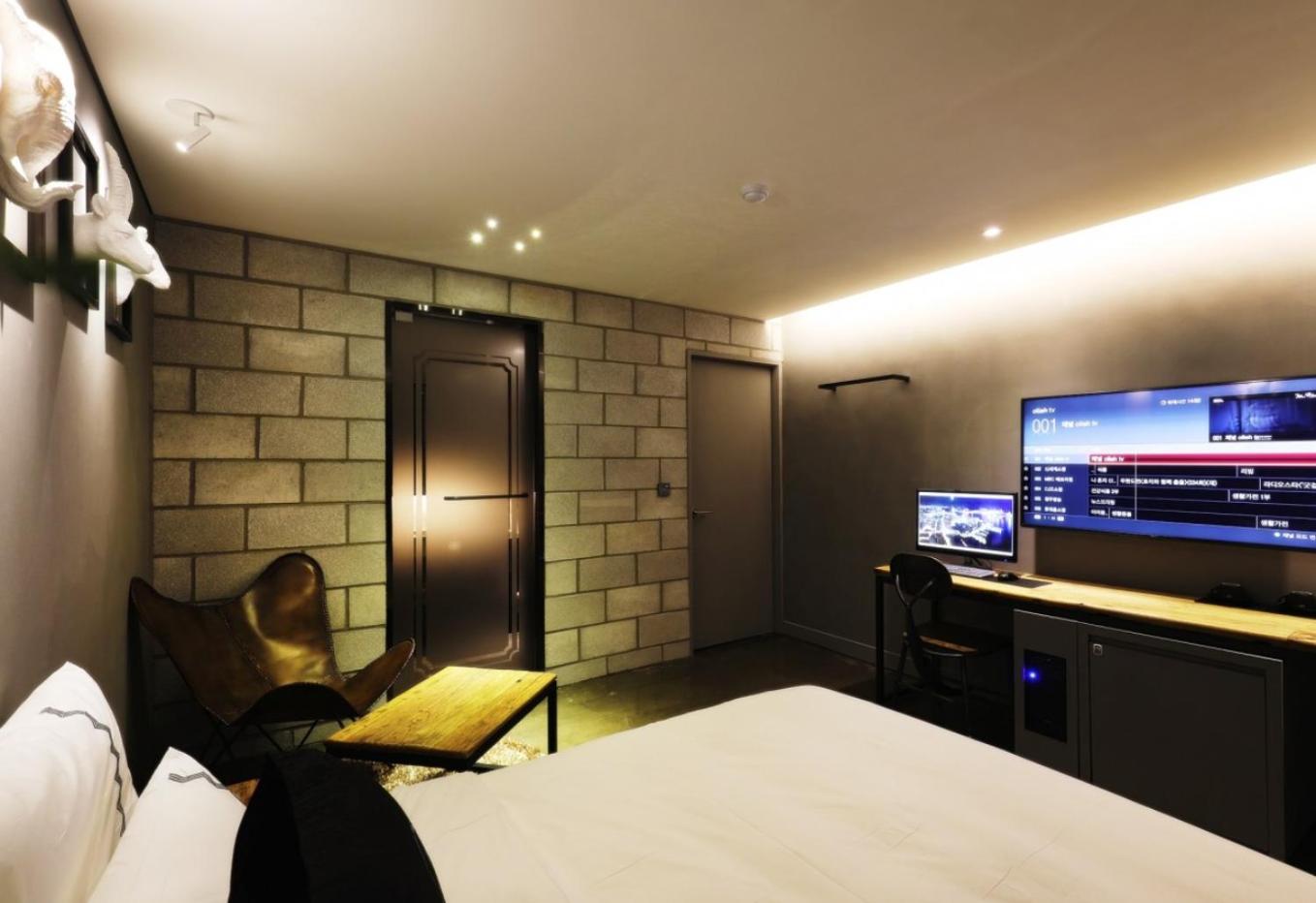 Standard Double Room photo 2