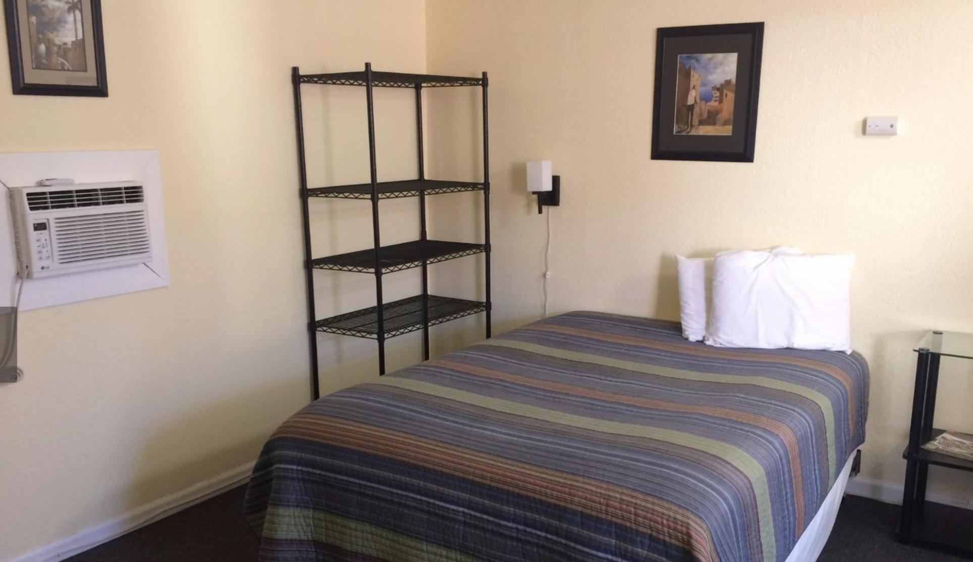 Economy Single Room