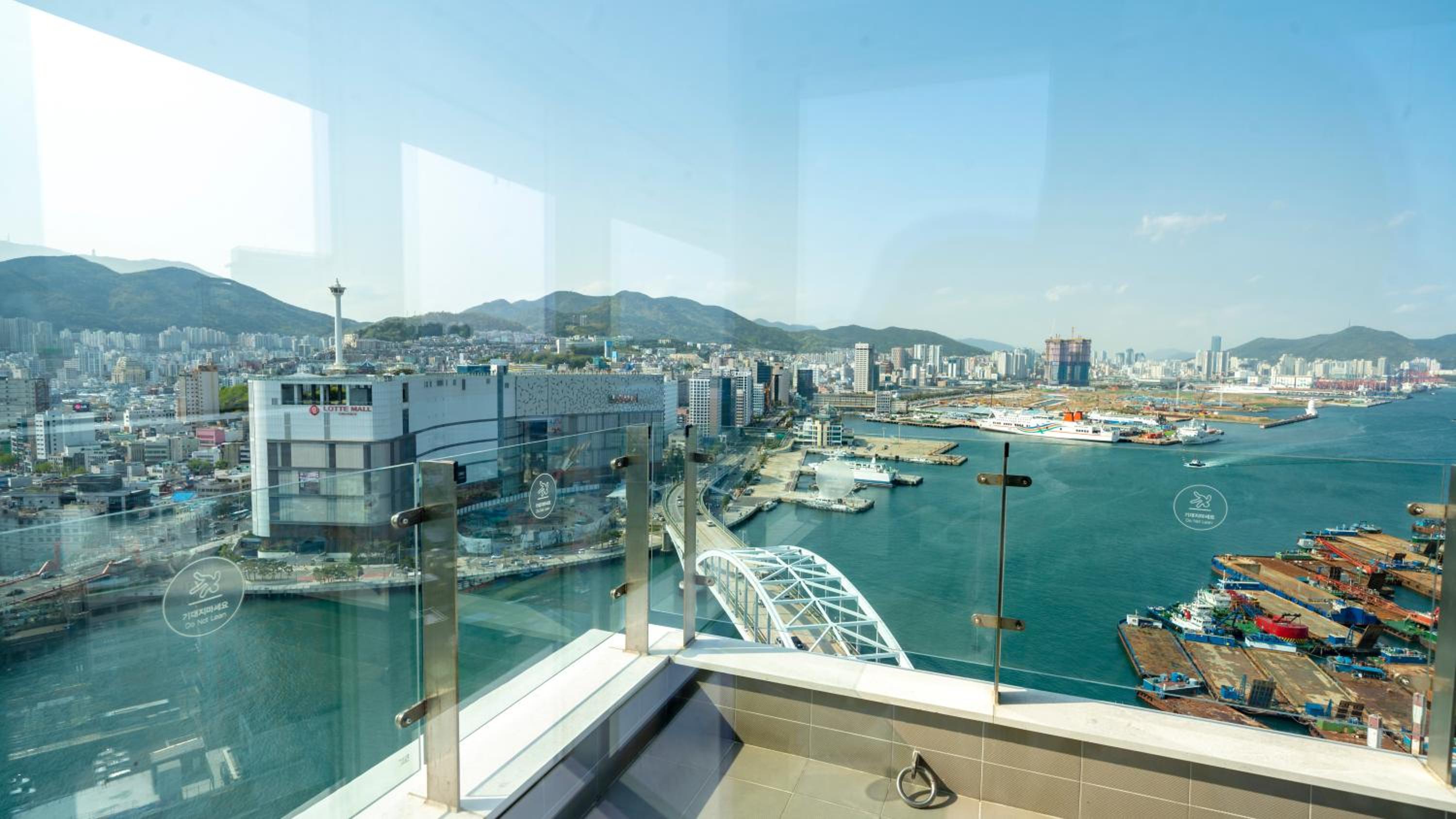 Suite with Terrace - Photo 3