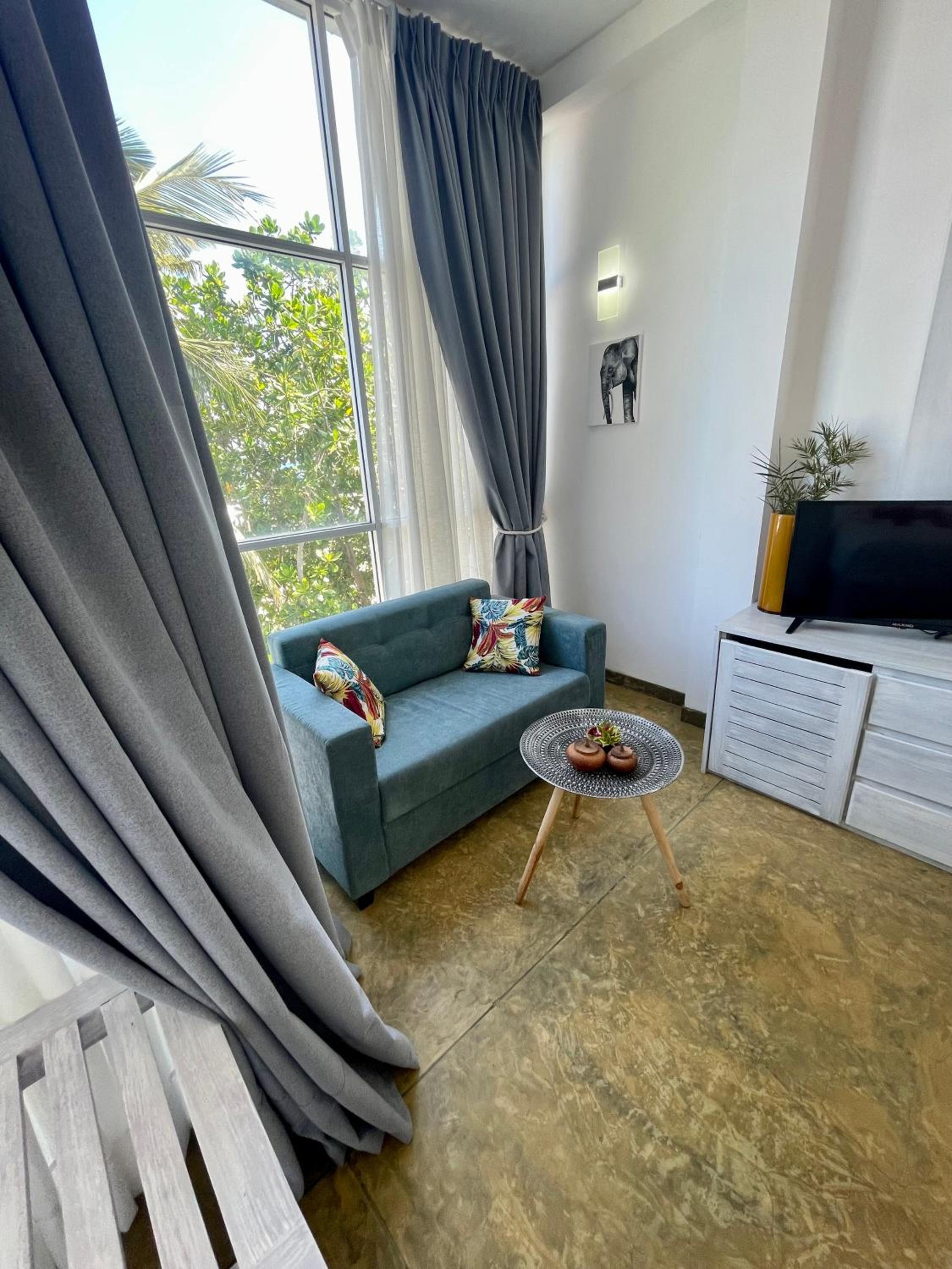 Deluxe Double Room With Balcony And Sea View - Photo 42