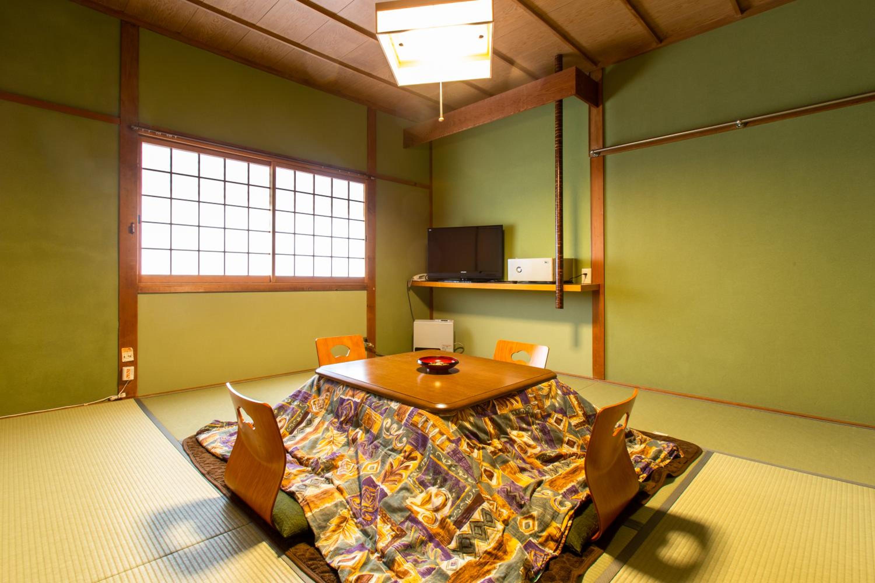 Japanese-Style Room