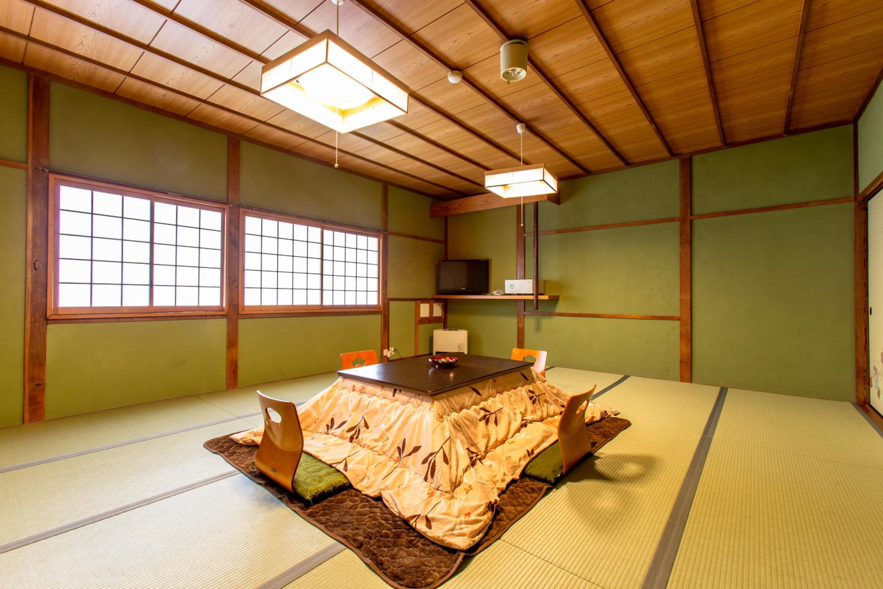 Japanese-Style Room