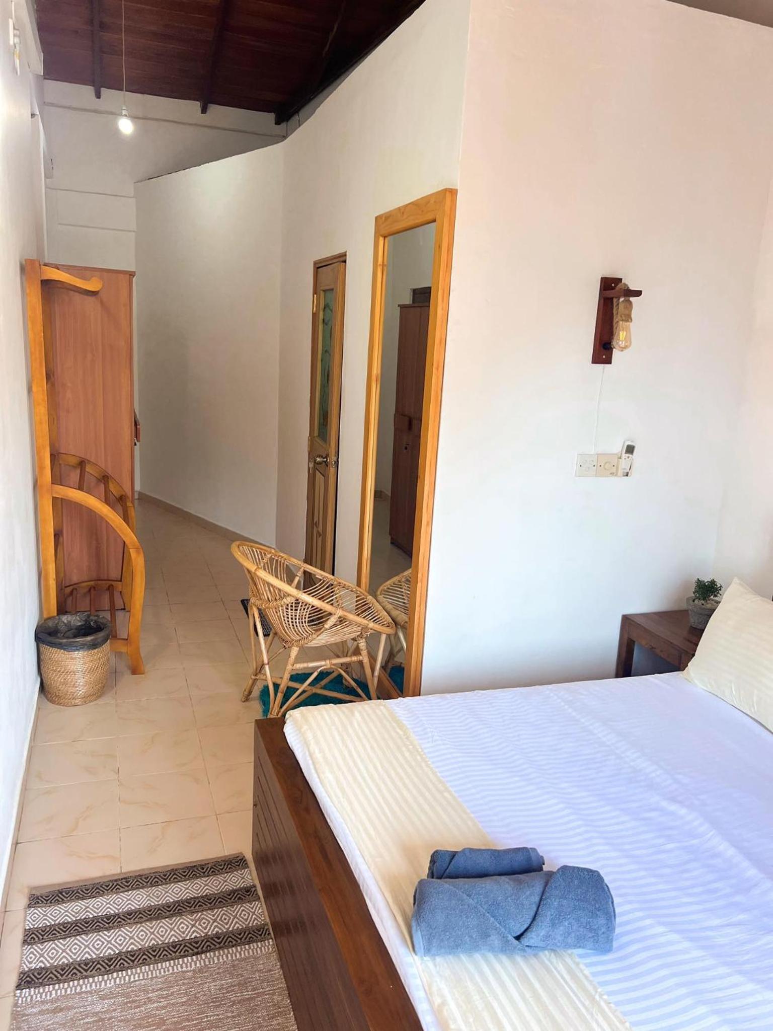 Deluxe Double Room with Balcony photo 3