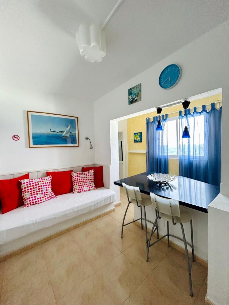 Apartment with Sea View photo 2