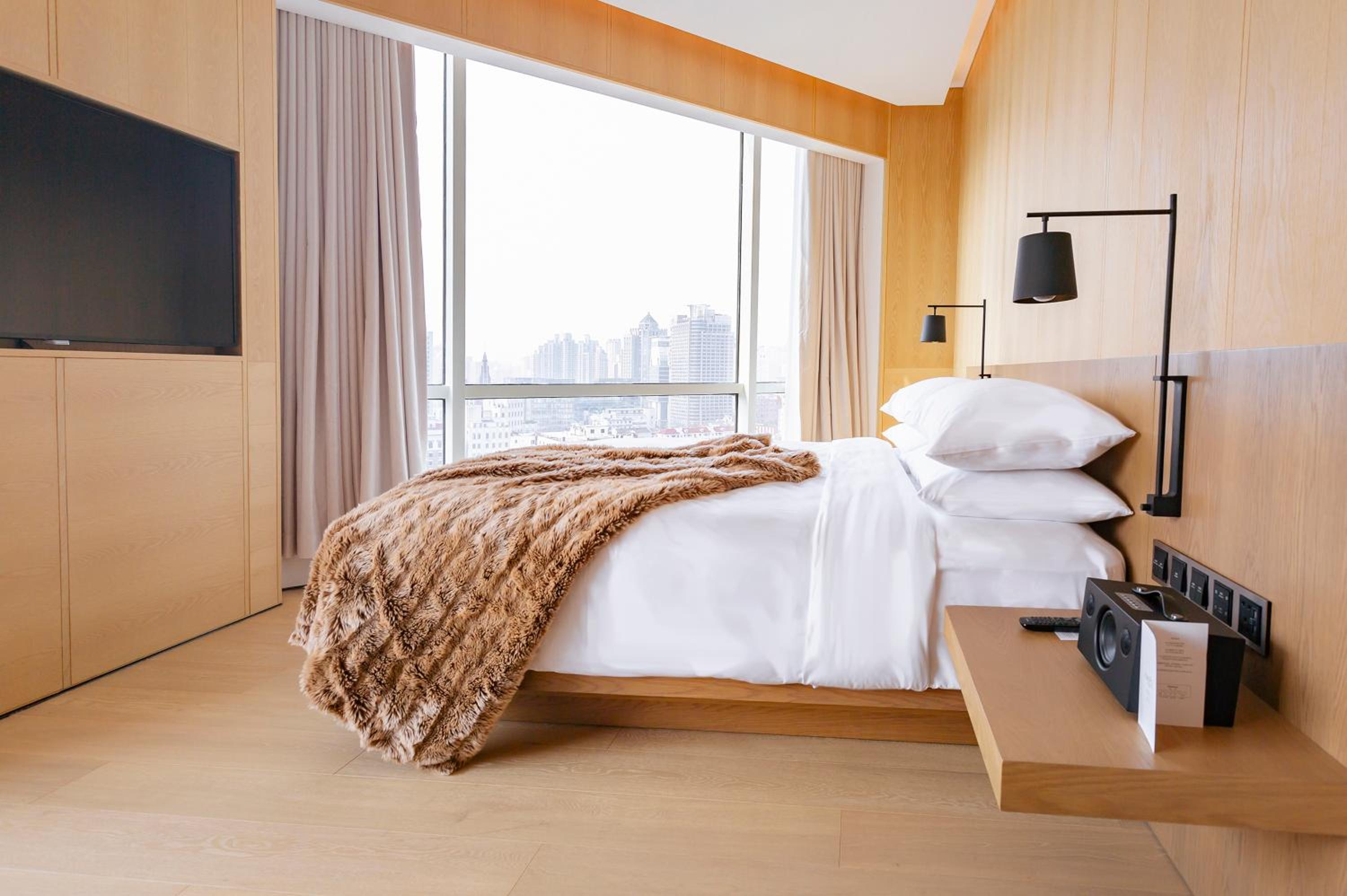 Pearl Tower View King Bed Room - Photo 1