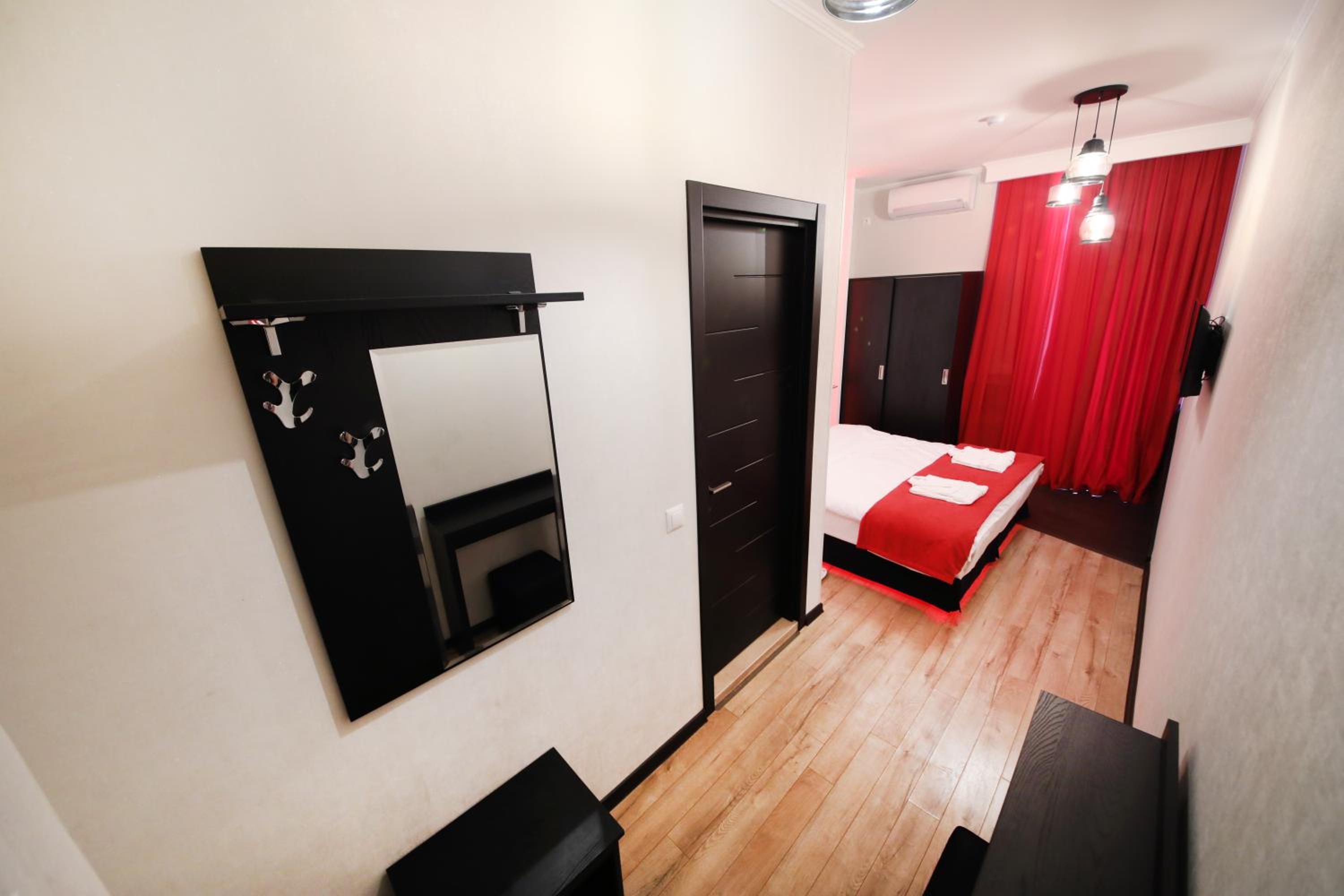 Double Room with Terrace - Photo 5