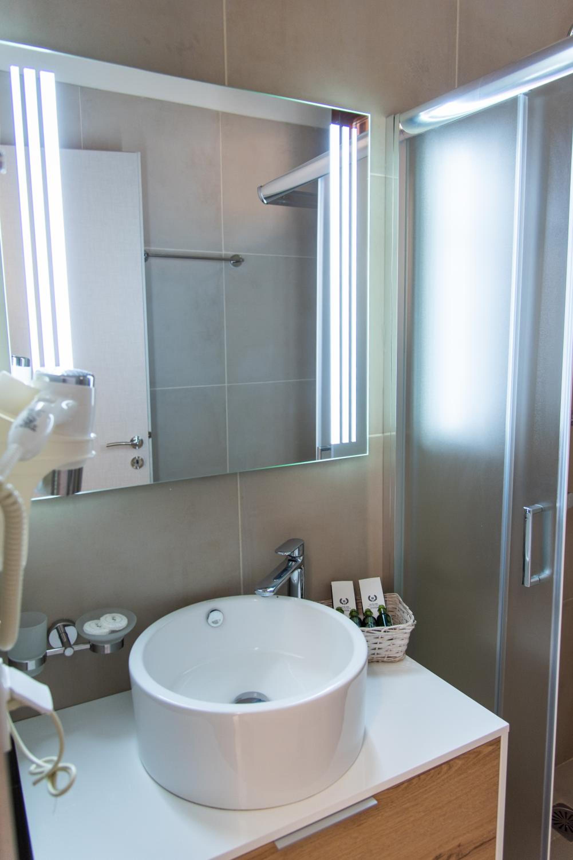Villa photo 2